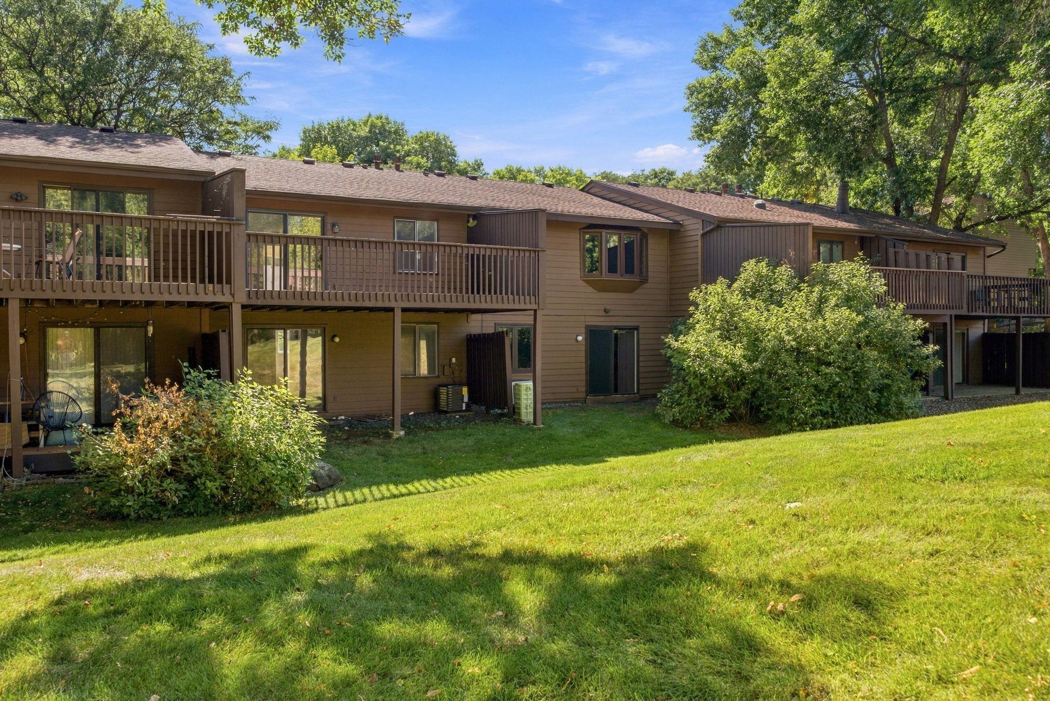 View of Residential at 243 Eagle Lake Drive, Maple Grove MN 55369, Maple Grove (35 of 40) - Mike Wilen | Minnesota Team Real Estate