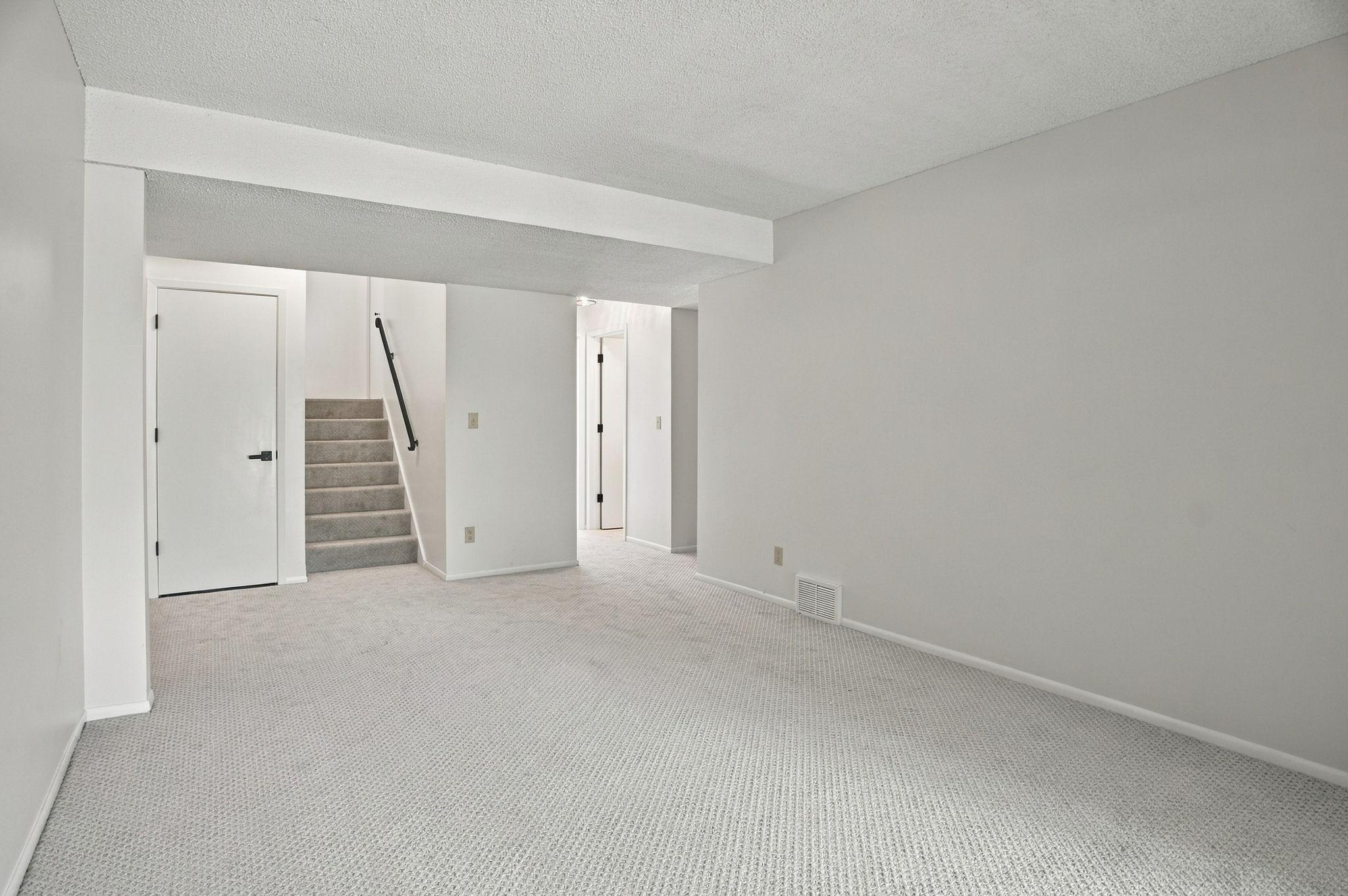 View of Residential at 243 Eagle Lake Drive, Maple Grove MN 55369, Maple Grove (17 of 40) - Mike Wilen | Minnesota Team Real Estate