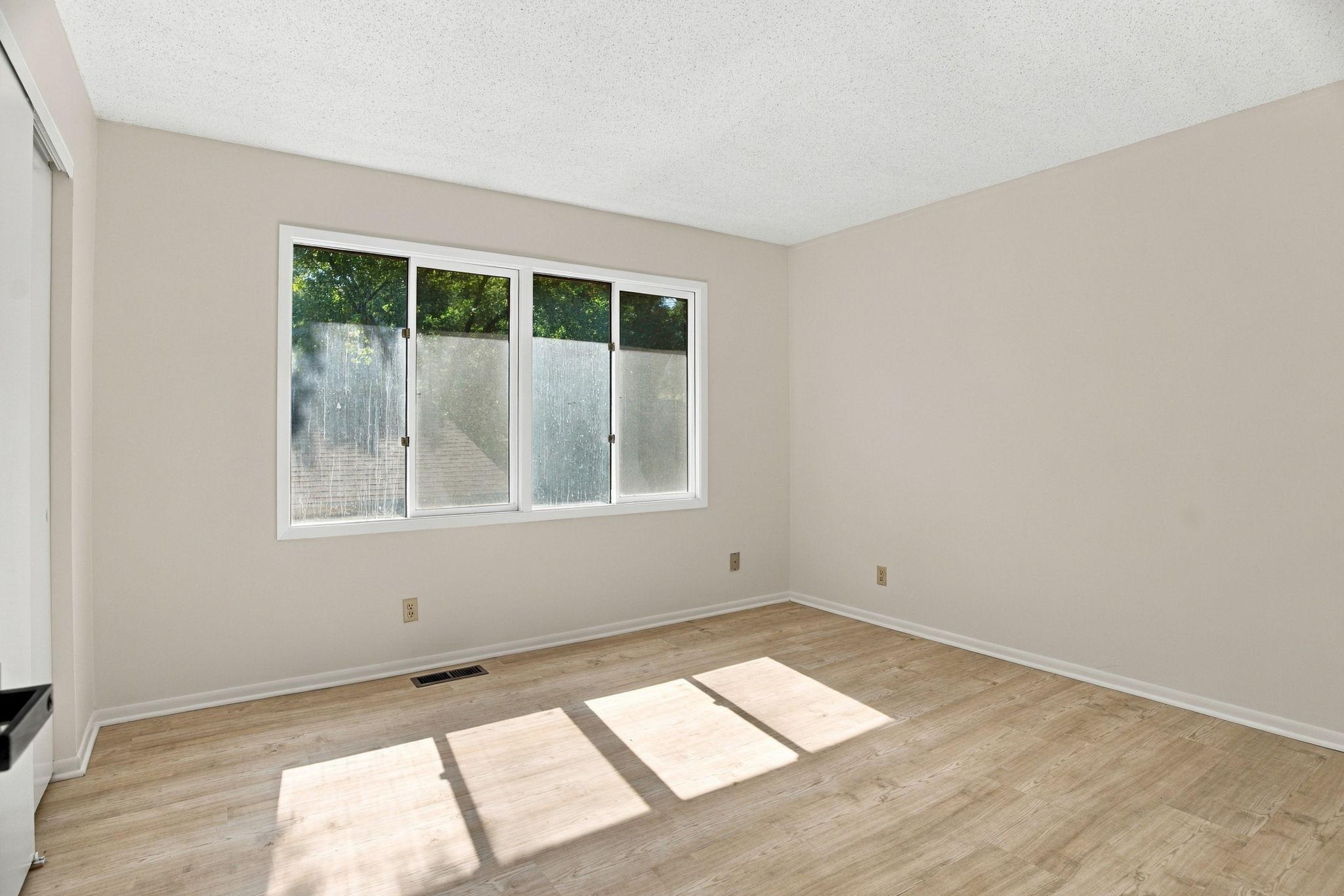 View of Residential at 243 Eagle Lake Drive, Maple Grove MN 55369, Maple Grove (12 of 40) - Mike Wilen | Minnesota Team Real Estate