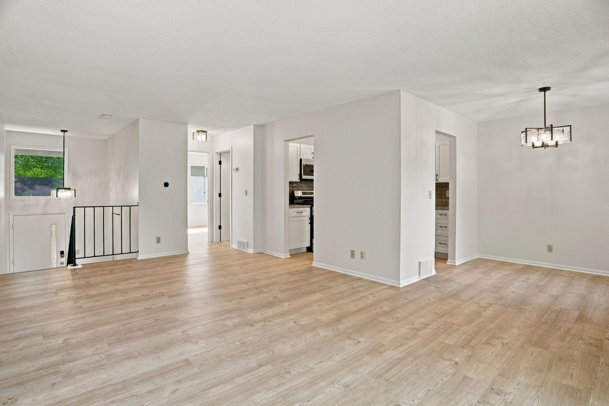 View of Residential at 243 Eagle Lake Drive, Maple Grove MN 55369, Maple Grove (4 of 40) - Mike Wilen | Minnesota Team Real Estate