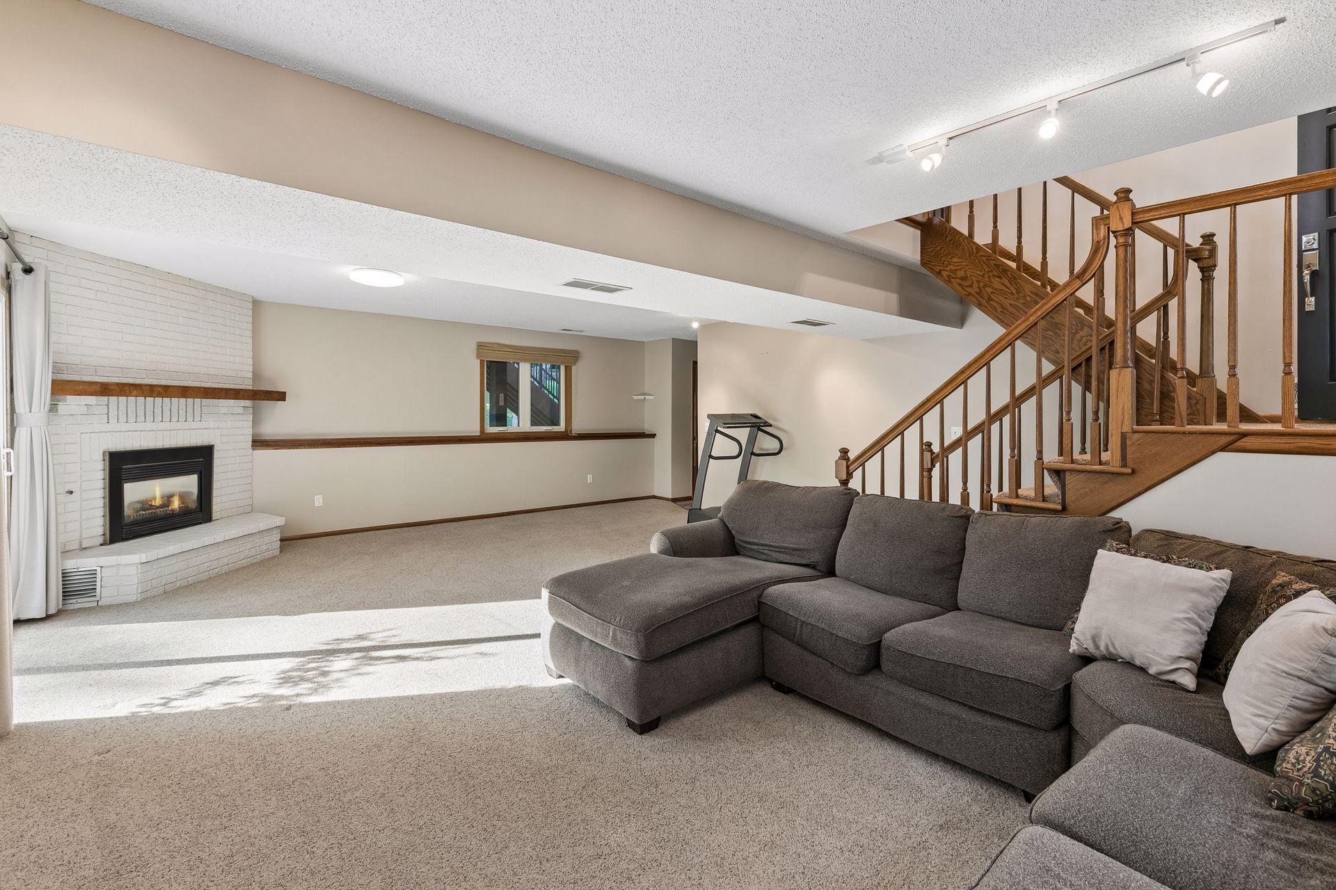 View of Residential at 7890 Upper 139th Court, Apple Valley MN 55124, Apple Valley (20 of 28) - Mike Wilen | Minnesota Team Real Estate