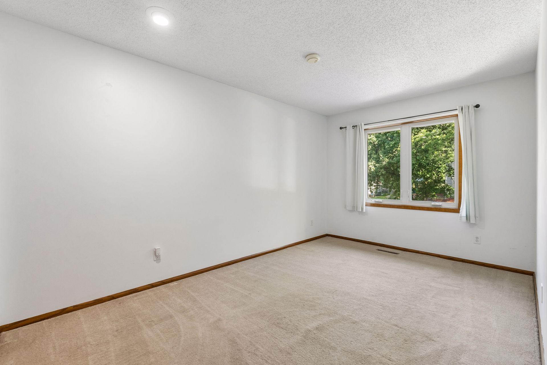 View of Residential at 7890 Upper 139th Court, Apple Valley MN 55124, Apple Valley (12 of 28) - Mike Wilen | Minnesota Team Real Estate