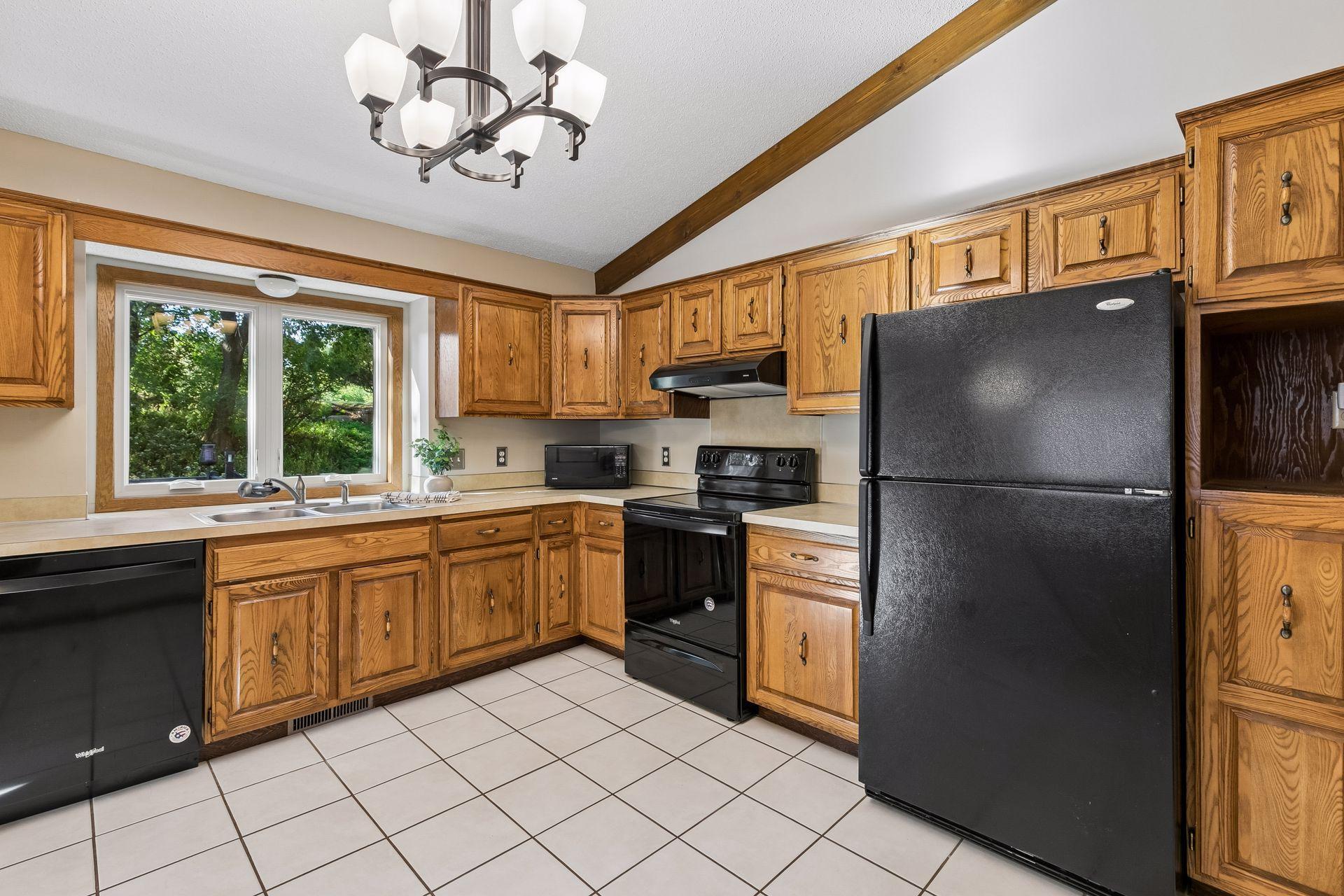 View of Residential at 7890 Upper 139th Court, Apple Valley MN 55124, Apple Valley (6 of 28) - Mike Wilen | Minnesota Team Real Estate