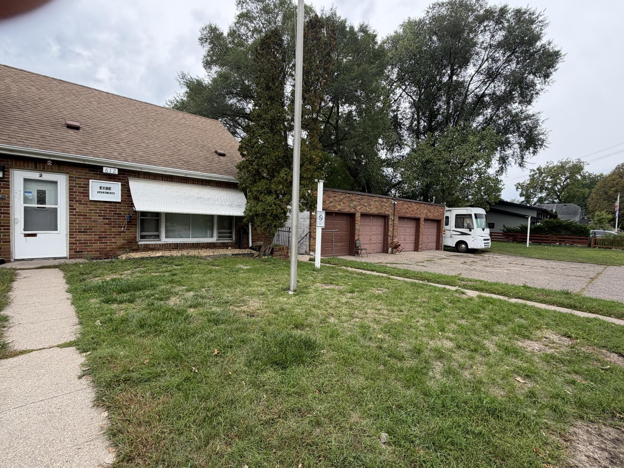 View of Commercial Sale at 612 Stewart Avenue, South Saint Paul MN 55075, South Saint Paul (2 of 3) - Mike Wilen | Minnesota Team Real Estate