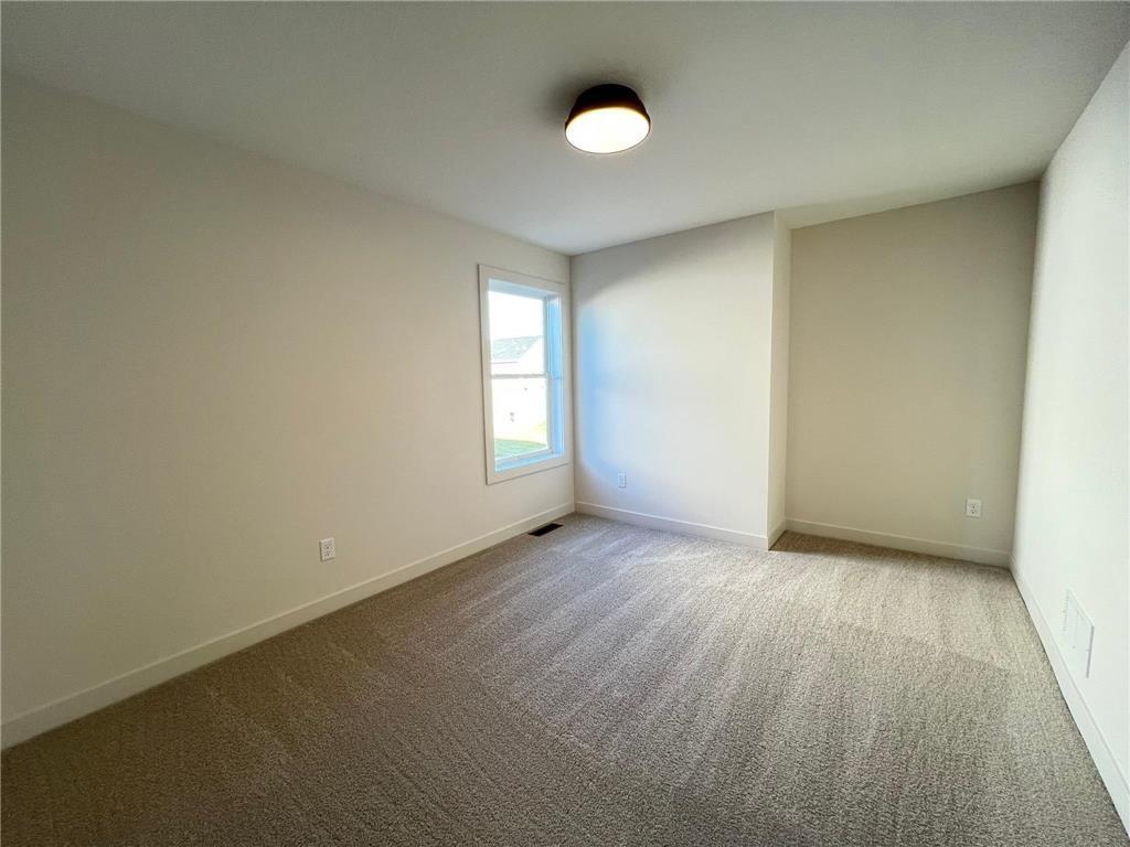 View of Residential at 4054 Arbor Drive, Woodbury MN 55129, Woodbury (19 of 23) - Mike Wilen | Minnesota Team Real Estate