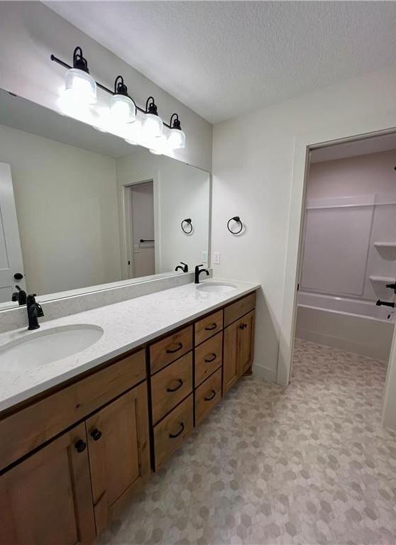 View of Residential at 4054 Arbor Drive, Woodbury MN 55129, Woodbury (12 of 23) - Mike Wilen | Minnesota Team Real Estate