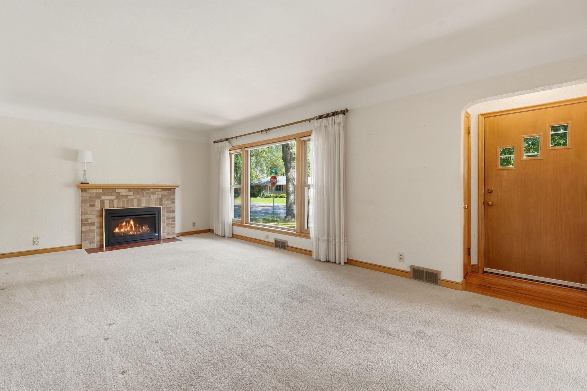 View of Residential at 4725 Krech Avenue, White Bear Lake MN 55110, White Bear Lake (8 of 27) - Mike Wilen | Minnesota Team Real Estate