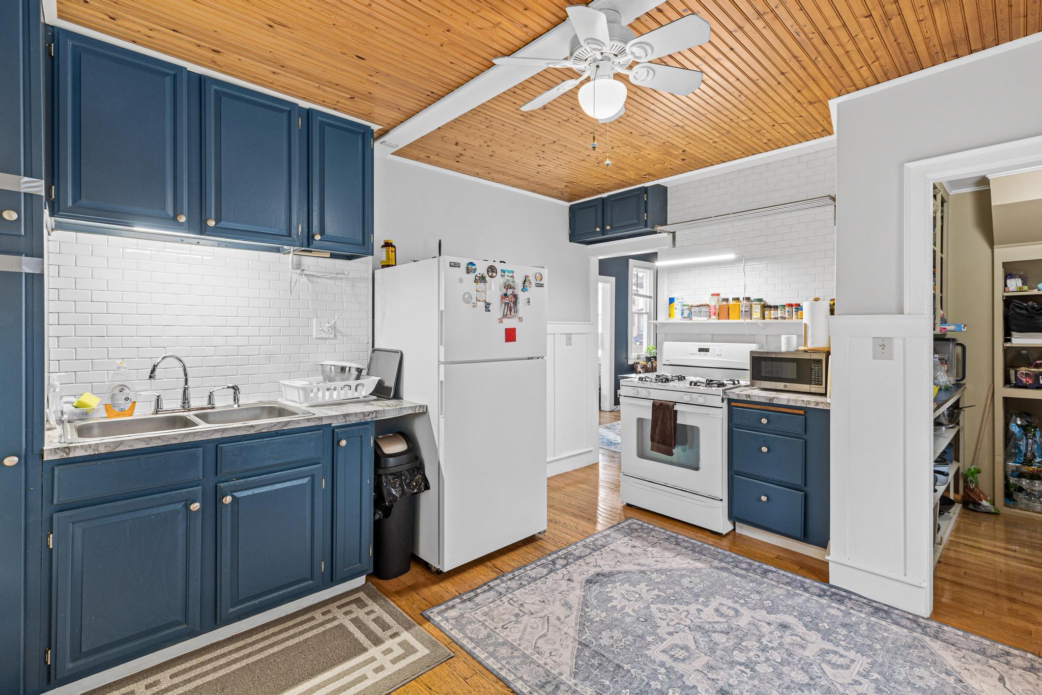 View of Residential Income at 855 Hague Avenue, Saint Paul MN 55104, Saint Paul (11 of 25) - Mike Wilen | Minnesota Team Real Estate