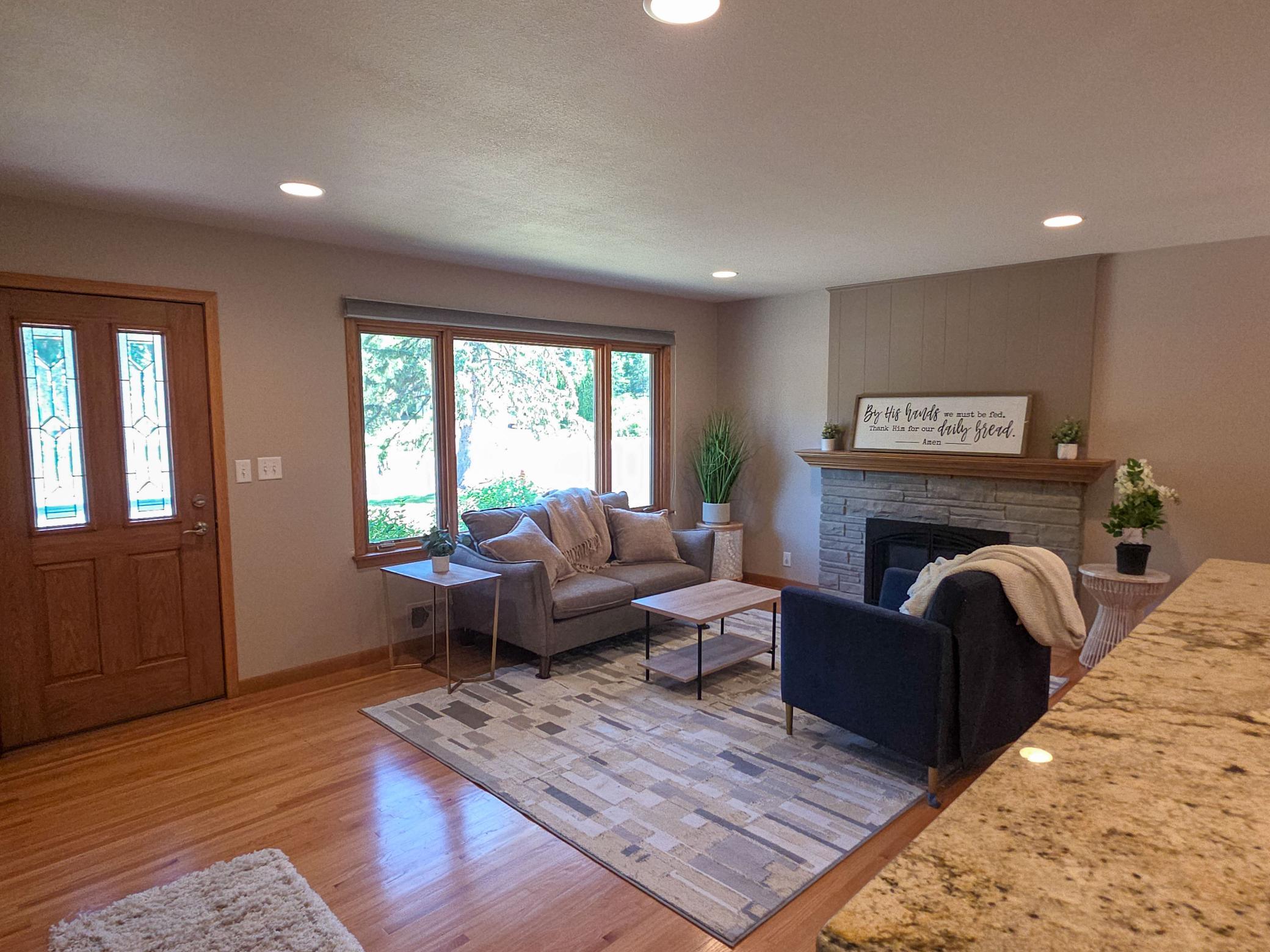 View of Residential at 5033 Overlook Drive, Bloomington MN 55437, Bloomington (4 of 19) - Mike Wilen | Minnesota Team Real Estate