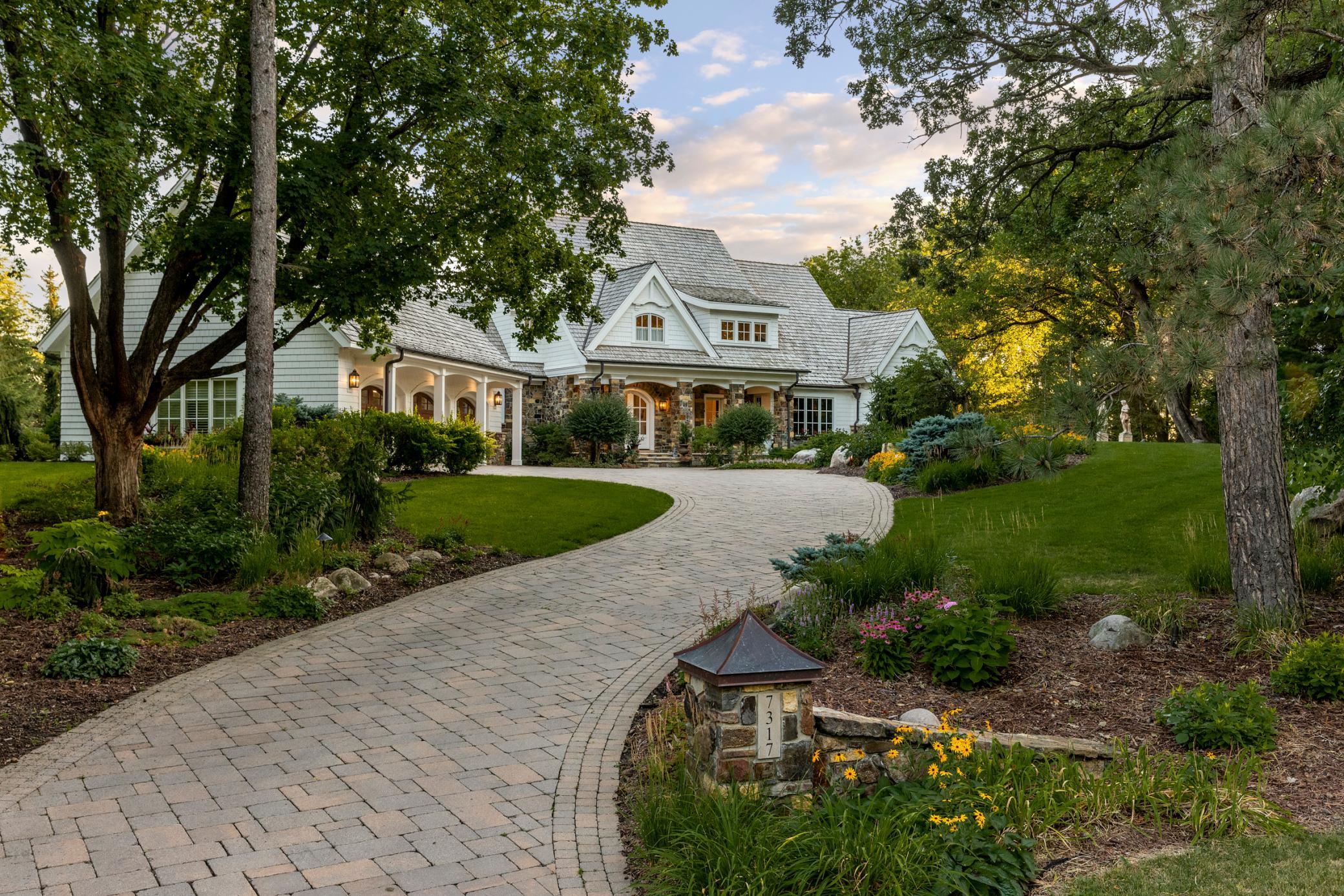View of Residential at 7317 Auto Club Road, Bloomington MN 55438, Bloomington (3 of 23) - Mike Wilen | Minnesota Team Real Estate