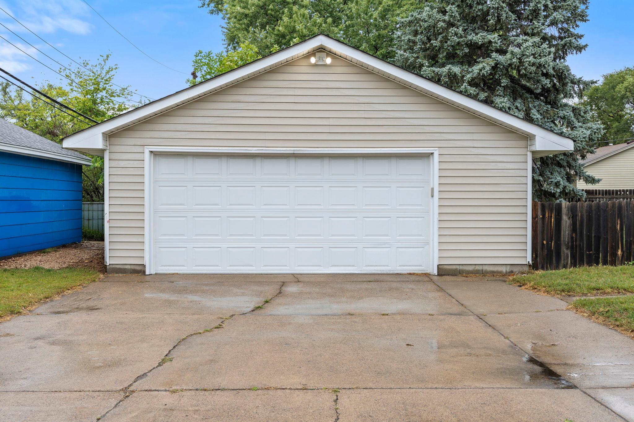 View of Residential at 7001 Fremont Avenue, Brooklyn Center MN 55430, Brooklyn Center (6 of 72) - Mike Wilen | Minnesota Team Real Estate