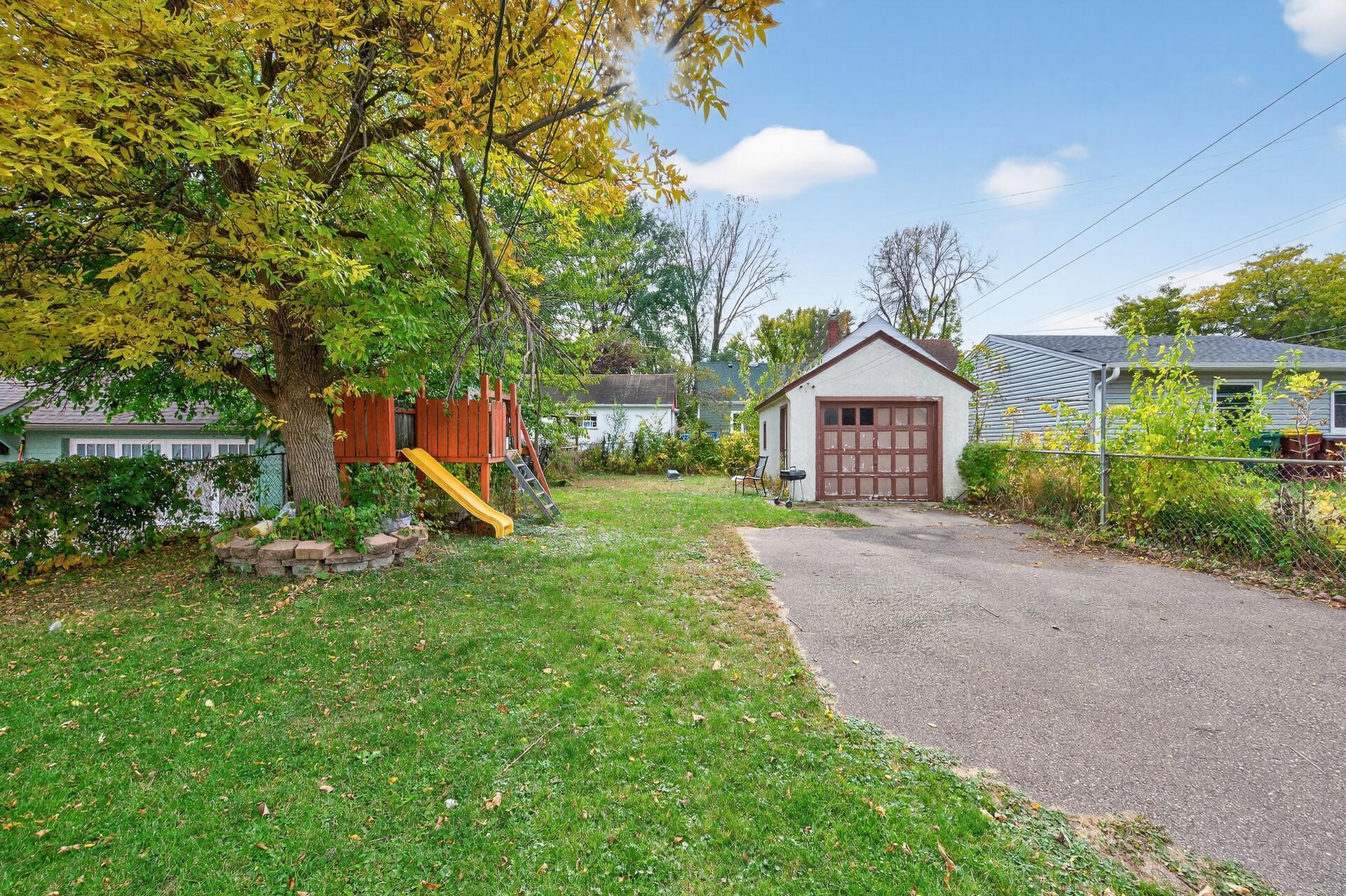 View of Residential at 242 Annapolis Street, West Saint Paul MN 55118, West Saint Paul (42 of 46) - Mike Wilen | Minnesota Team Real Estate