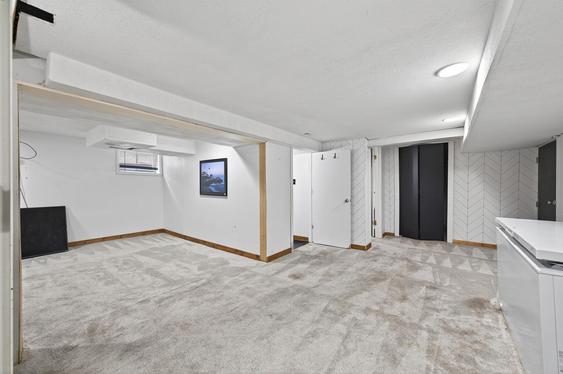 View of Residential at 242 Annapolis Street, West Saint Paul MN 55118, West Saint Paul (31 of 46) - Mike Wilen | Minnesota Team Real Estate