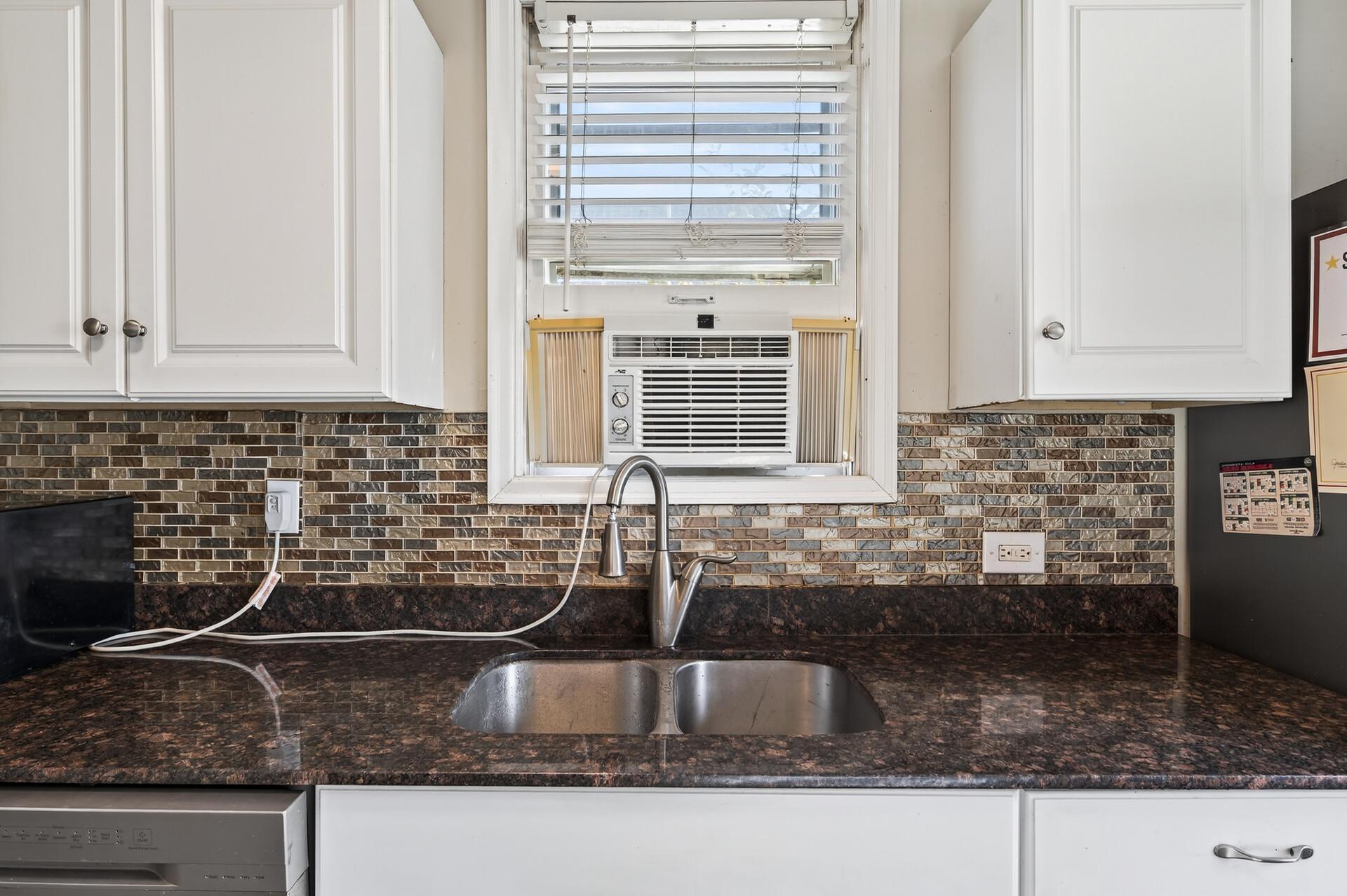 View of Residential at 242 Annapolis Street, West Saint Paul MN 55118, West Saint Paul (13 of 46) - Mike Wilen | Minnesota Team Real Estate