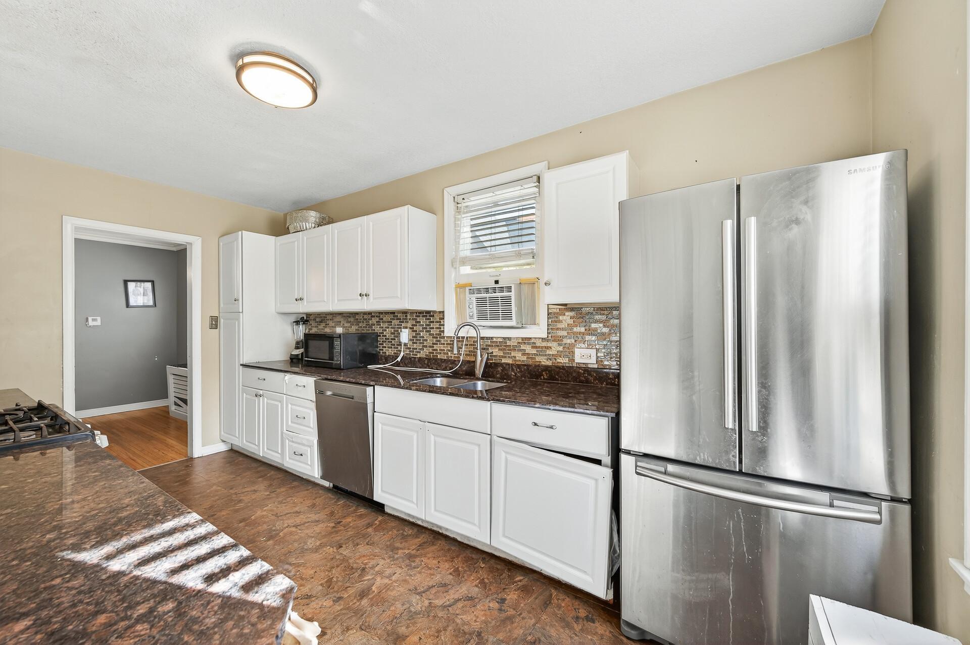 View of Residential at 242 Annapolis Street, West Saint Paul MN 55118, West Saint Paul (12 of 46) - Mike Wilen | Minnesota Team Real Estate