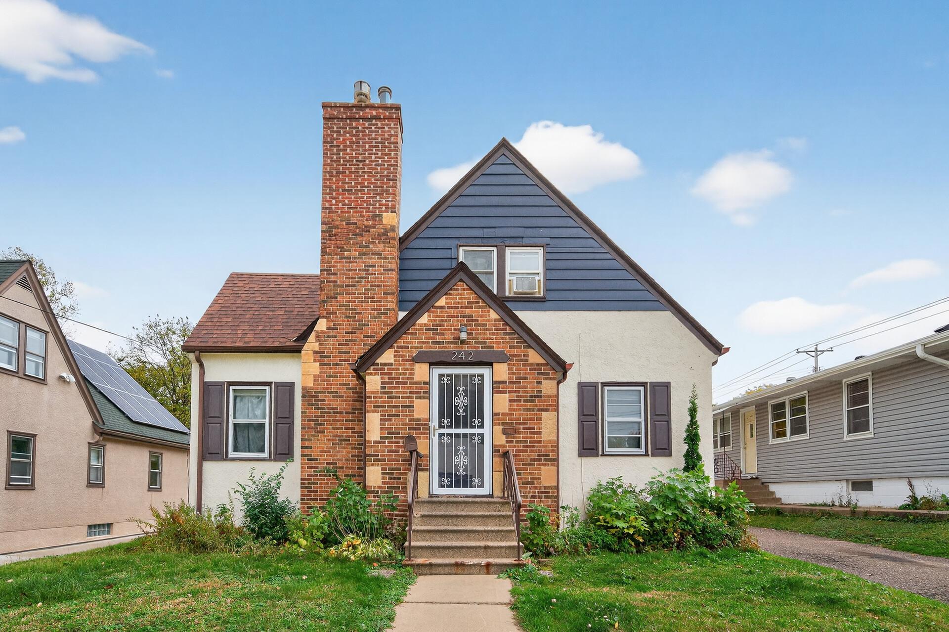 View of Single Family at 242 Annapolis Street, West Saint Paul - Mike Wilen | Minnesota Team Real Estate