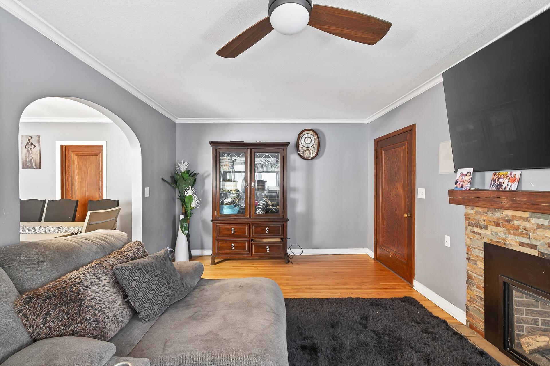 View of Residential at 242 Annapolis Street, West Saint Paul MN 55118, West Saint Paul (8 of 46) - Mike Wilen | Minnesota Team Real Estate
