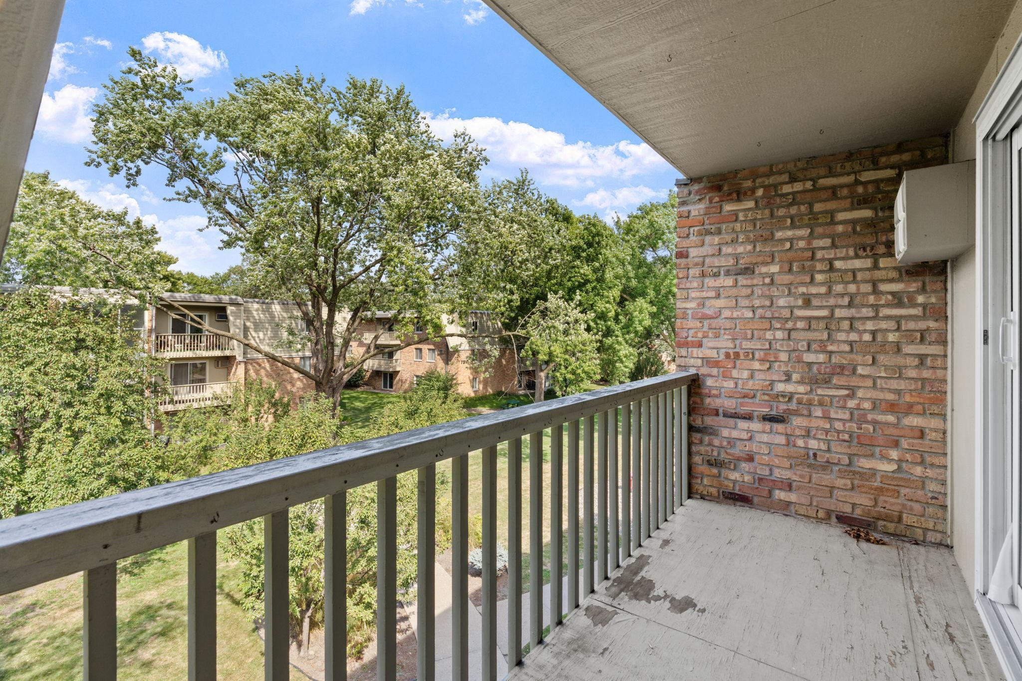 View of Residential at 7412 22nd Street #309, Saint Louis Park MN 55426, Saint Louis Park (19 of 23) - Mike Wilen | Minnesota Team Real Estate