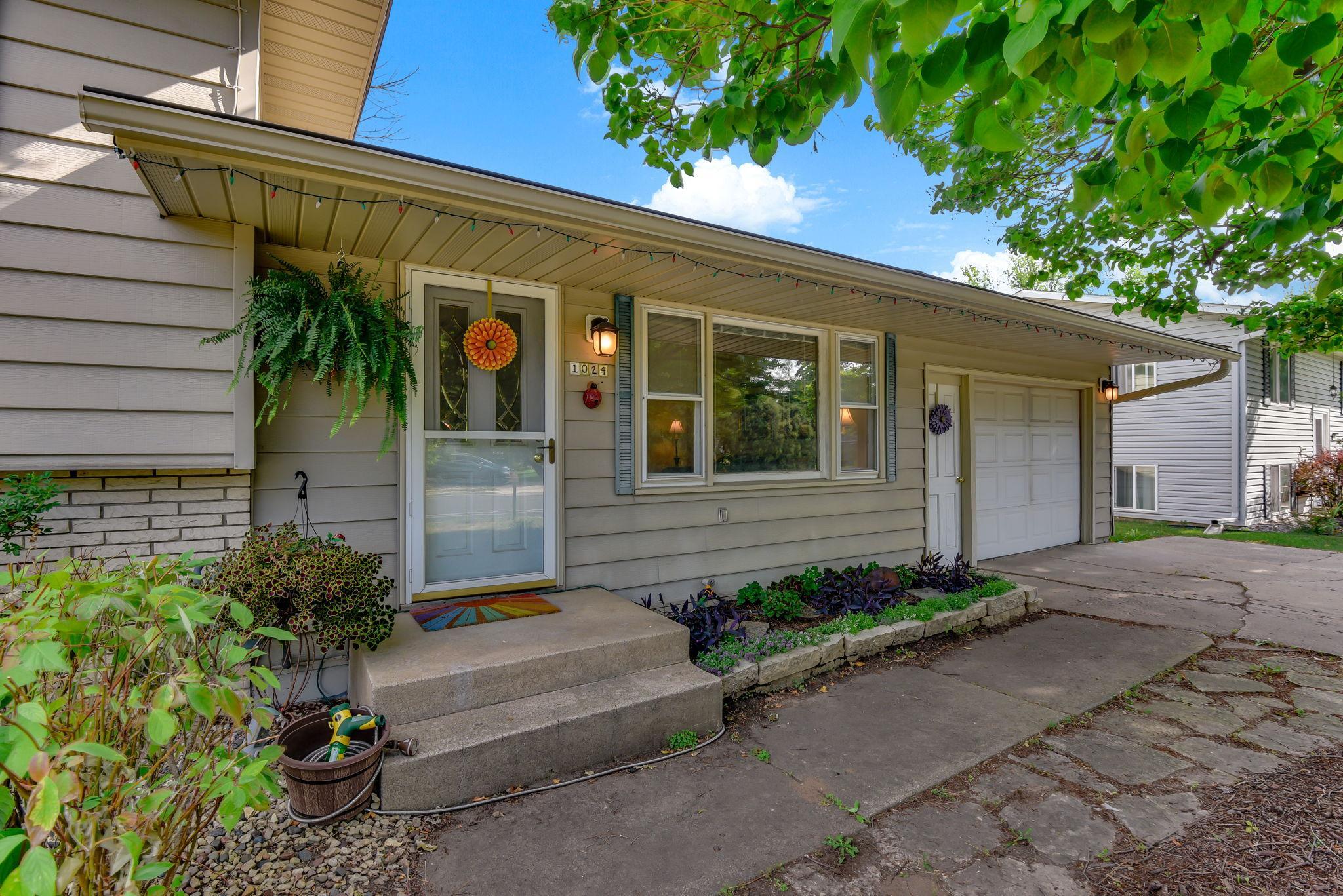 View of Residential at 1024 15th Street, Hastings MN 55033, Hastings (3 of 35) - Mike Wilen | Minnesota Team Real Estate