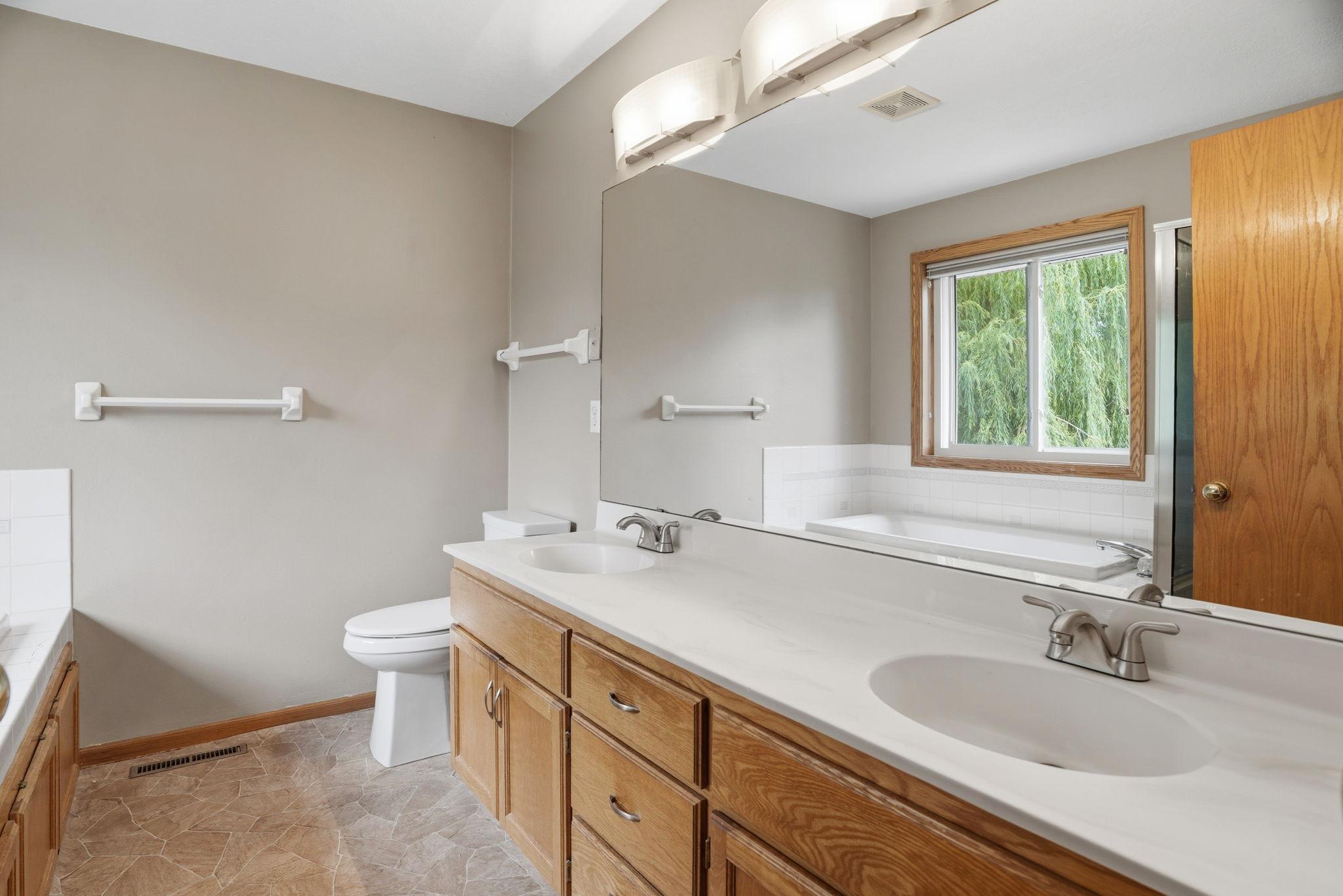 View of Residential at 8901 Dunbar Knoll, Brooklyn Park MN 55443, Brooklyn Park (39 of 76) - Mike Wilen | Minnesota Team Real Estate