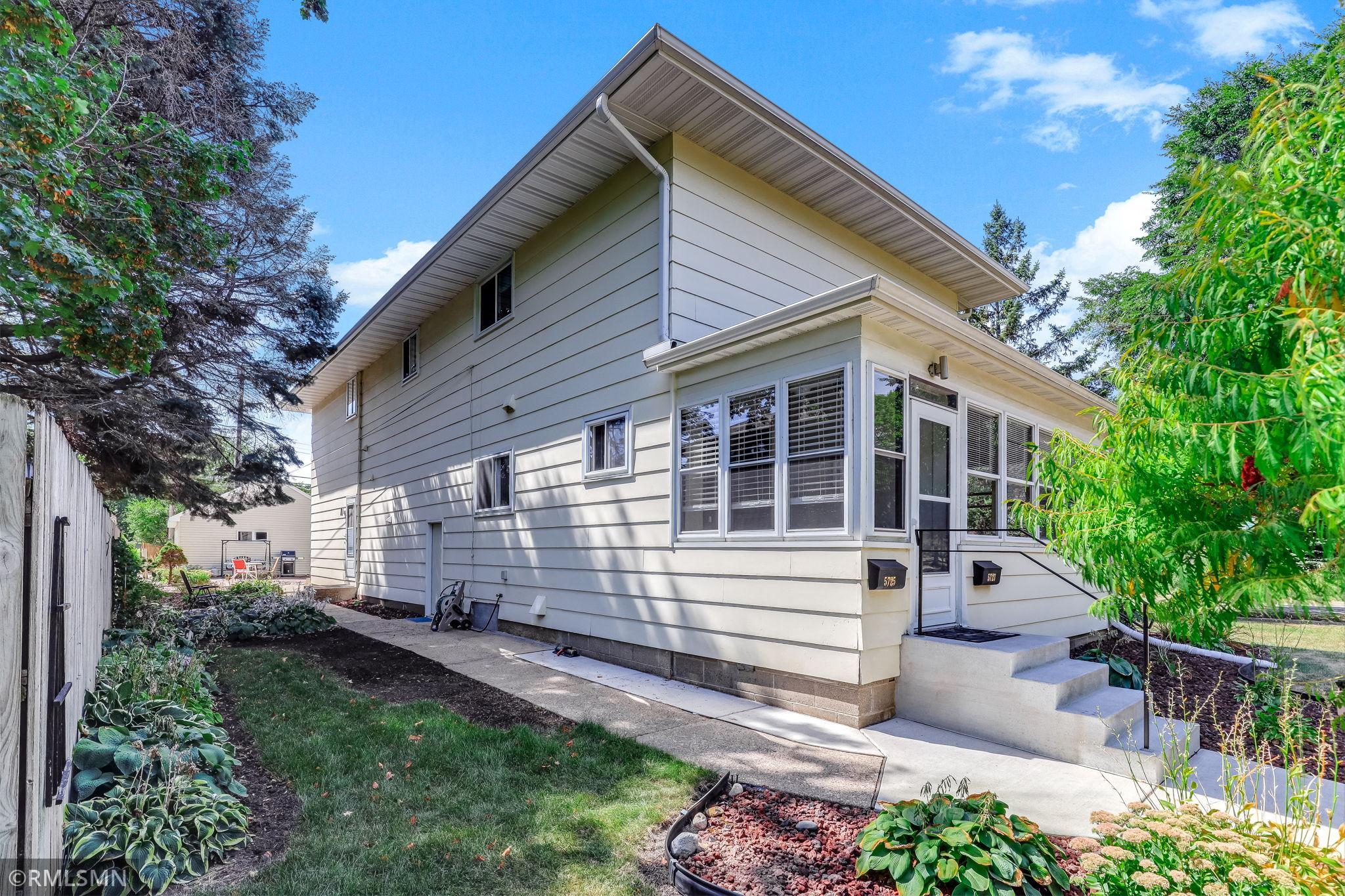 View of Residential Income at 5727 Goodrich Avenue, Saint Louis Park MN 55416, Saint Louis Park (2 of 53) - Mike Wilen | Minnesota Team Real Estate