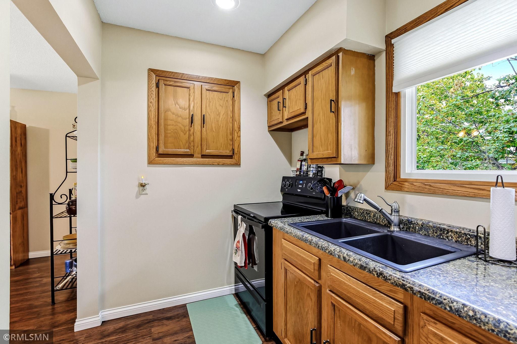 View of Residential Income at 5727 Goodrich Avenue, Saint Louis Park MN 55416, Saint Louis Park (46 of 53) - Mike Wilen | Minnesota Team Real Estate