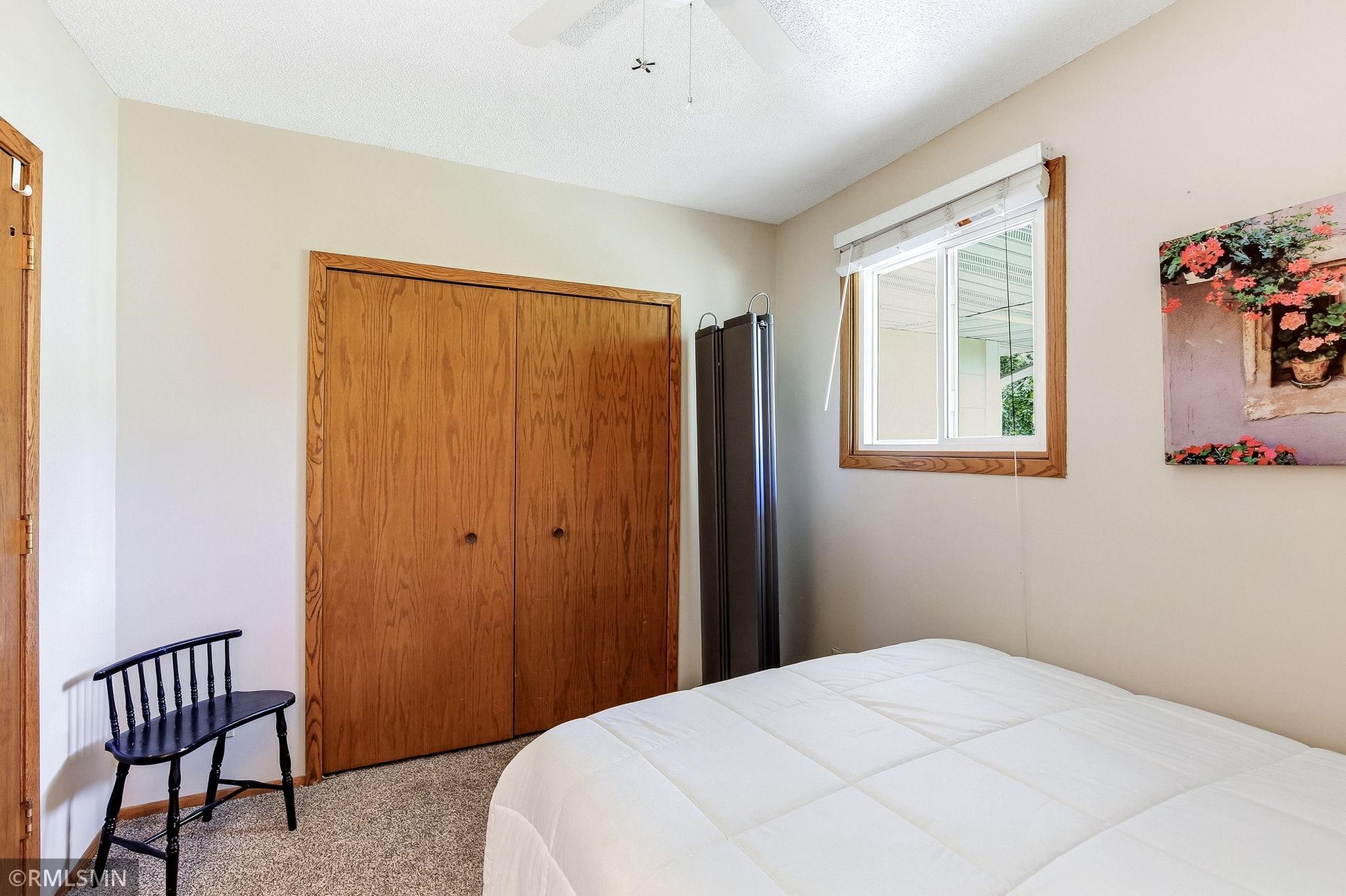 View of Residential Income at 5727 Goodrich Avenue, Saint Louis Park MN 55416, Saint Louis Park (29 of 53) - Mike Wilen | Minnesota Team Real Estate