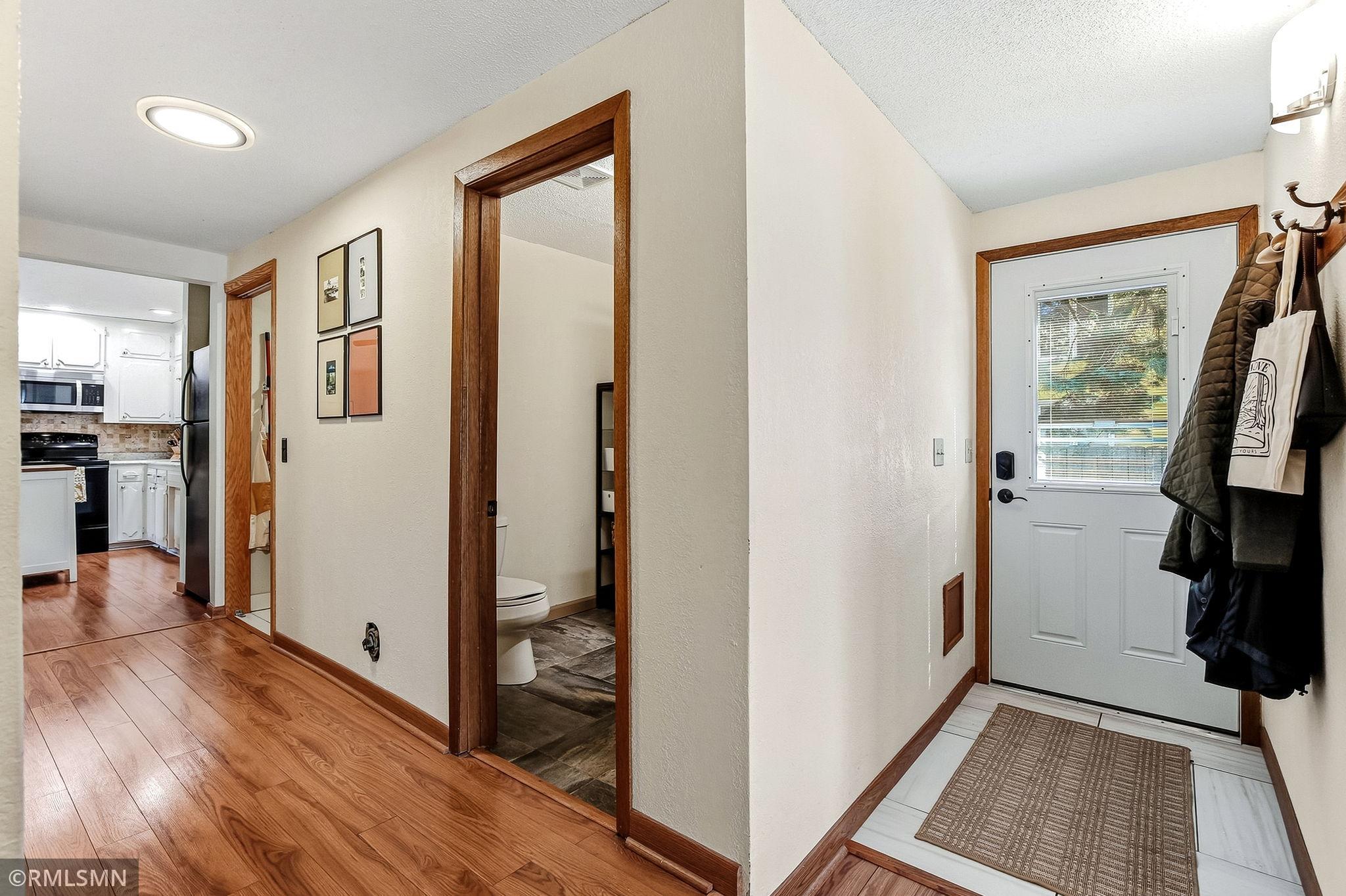 View of Residential Income at 5727 Goodrich Avenue, Saint Louis Park MN 55416, Saint Louis Park (18 of 53) - Mike Wilen | Minnesota Team Real Estate