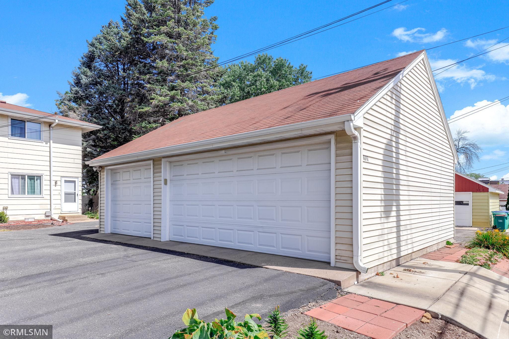 View of Residential Income at 5727 Goodrich Avenue, Saint Louis Park MN 55416, Saint Louis Park (53 of 53) - Mike Wilen | Minnesota Team Real Estate