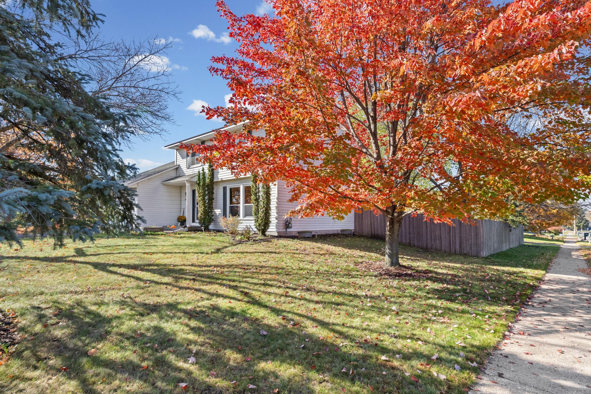 View of Residential at 10200 Quebec Avenue, Bloomington MN 55438, Bloomington (4 of 57) - Mike Wilen | Minnesota Team Real Estate