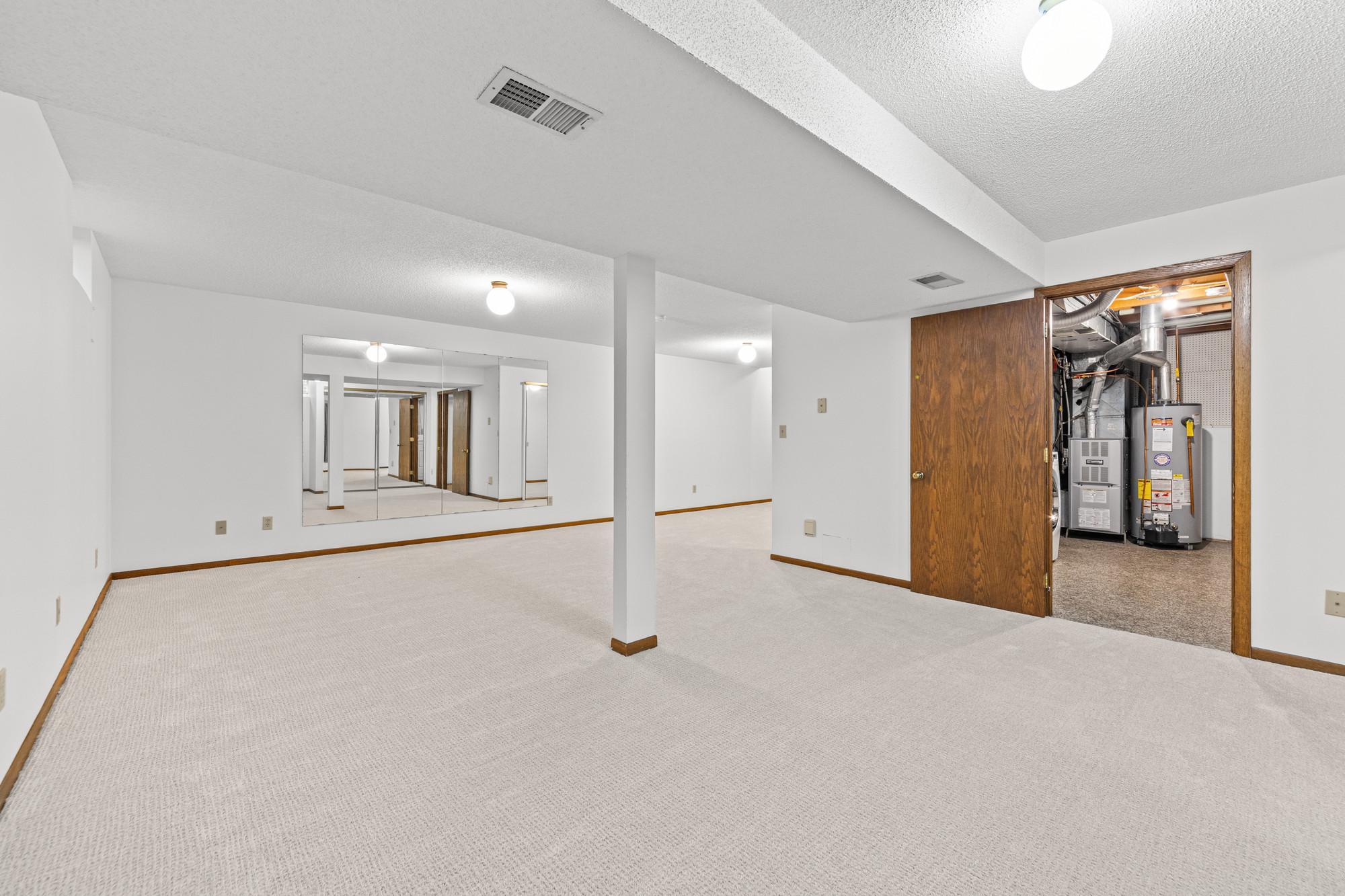 View of Residential at 10200 Quebec Avenue, Bloomington MN 55438, Bloomington (39 of 57) - Mike Wilen | Minnesota Team Real Estate