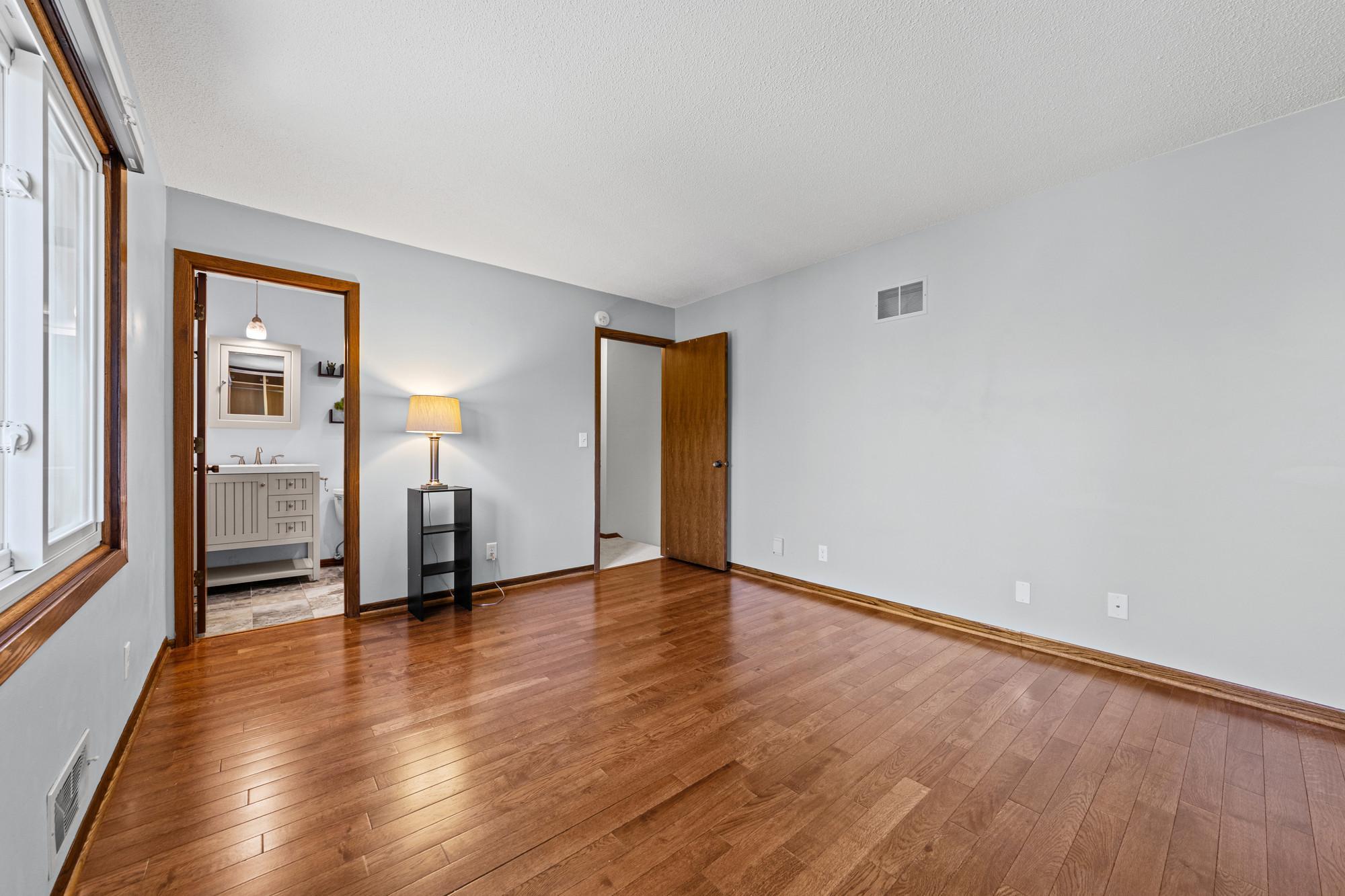 View of Residential at 10200 Quebec Avenue, Bloomington MN 55438, Bloomington (24 of 57) - Mike Wilen | Minnesota Team Real Estate