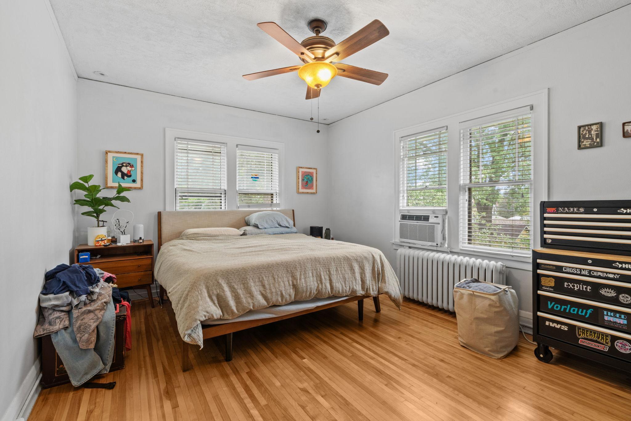View of Residential Income at 4354 Harriet Avenue, Minneapolis MN 55409, Minneapolis (39 of 57) - Mike Wilen | Minnesota Team Real Estate