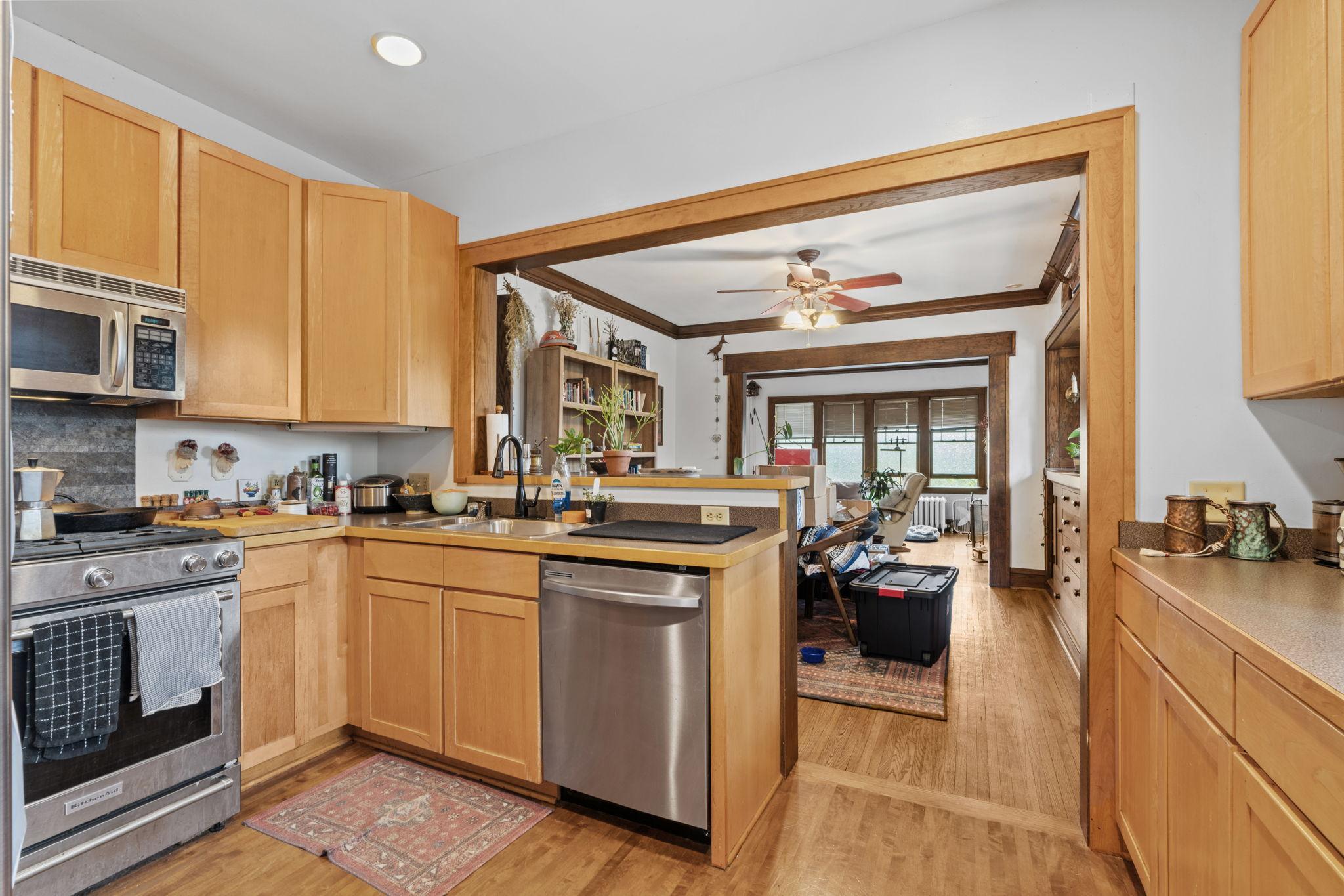 View of Residential Income at 4354 Harriet Avenue, Minneapolis MN 55409, Minneapolis (37 of 57) - Mike Wilen | Minnesota Team Real Estate