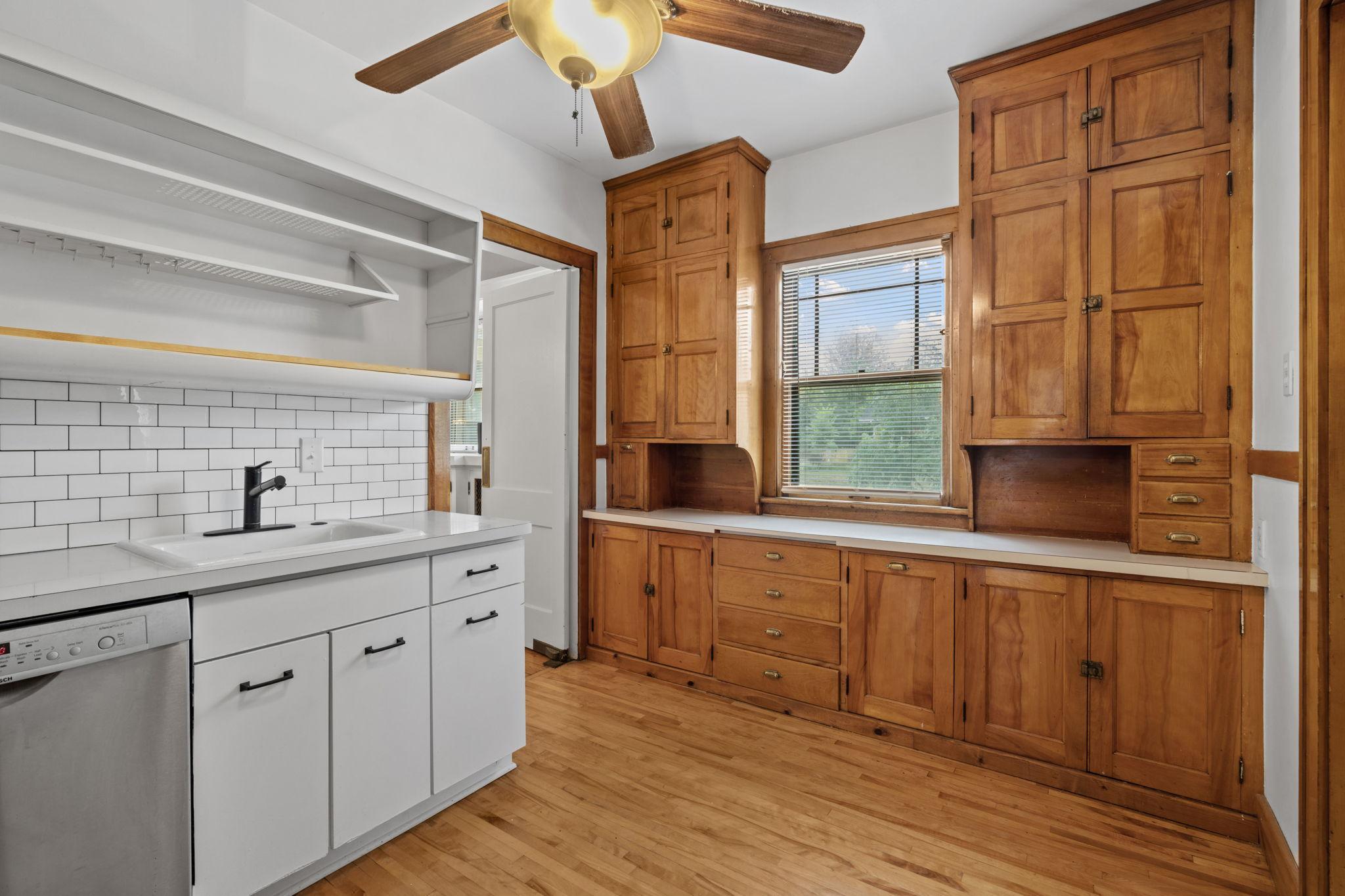View of Residential Income at 4354 Harriet Avenue, Minneapolis MN 55409, Minneapolis (15 of 57) - Mike Wilen | Minnesota Team Real Estate
