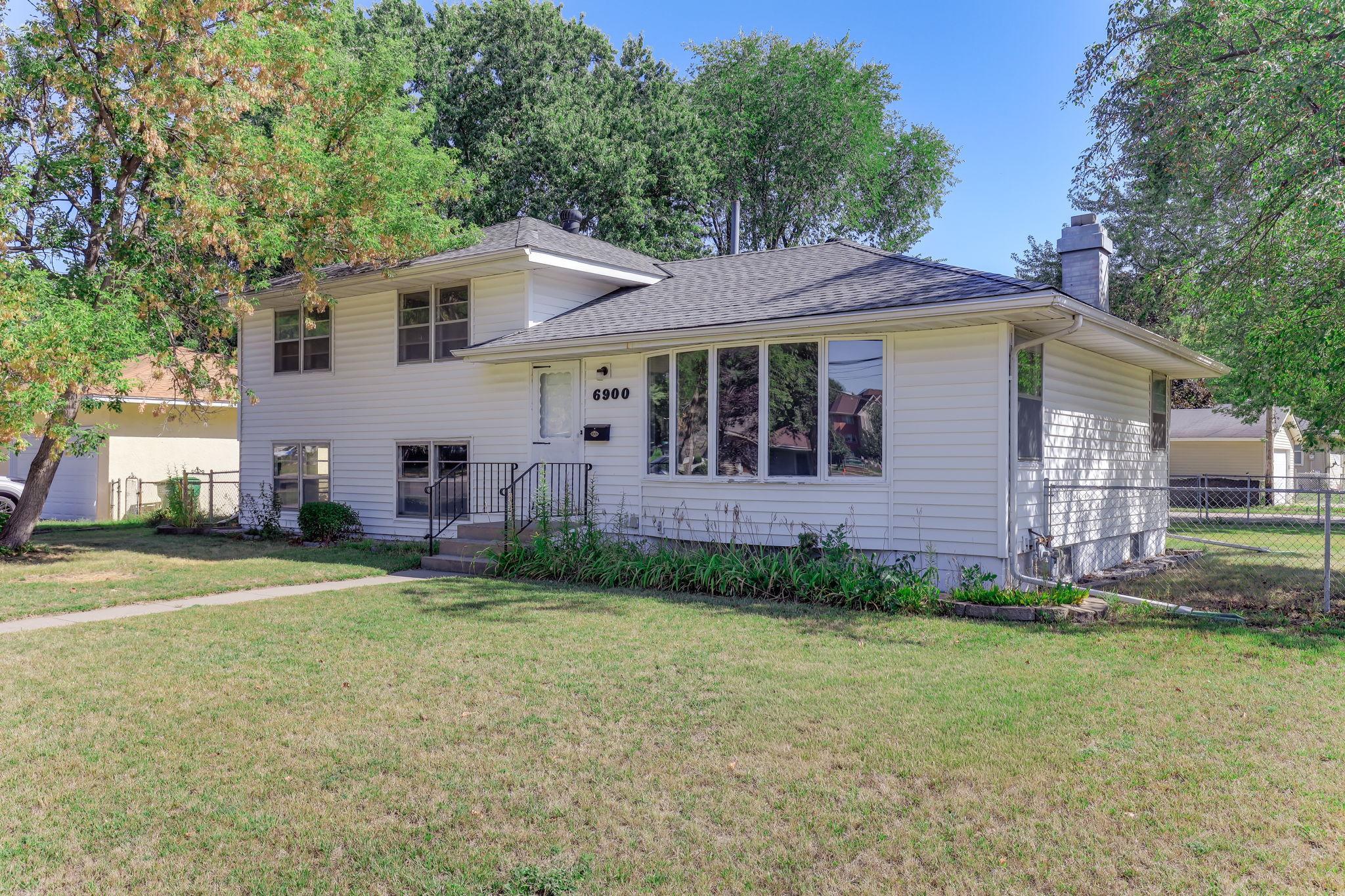 View of Residential at 6900 Toledo Avenue, Brooklyn Center MN 55429, Brooklyn Center (31 of 37) - Mike Wilen | Minnesota Team Real Estate