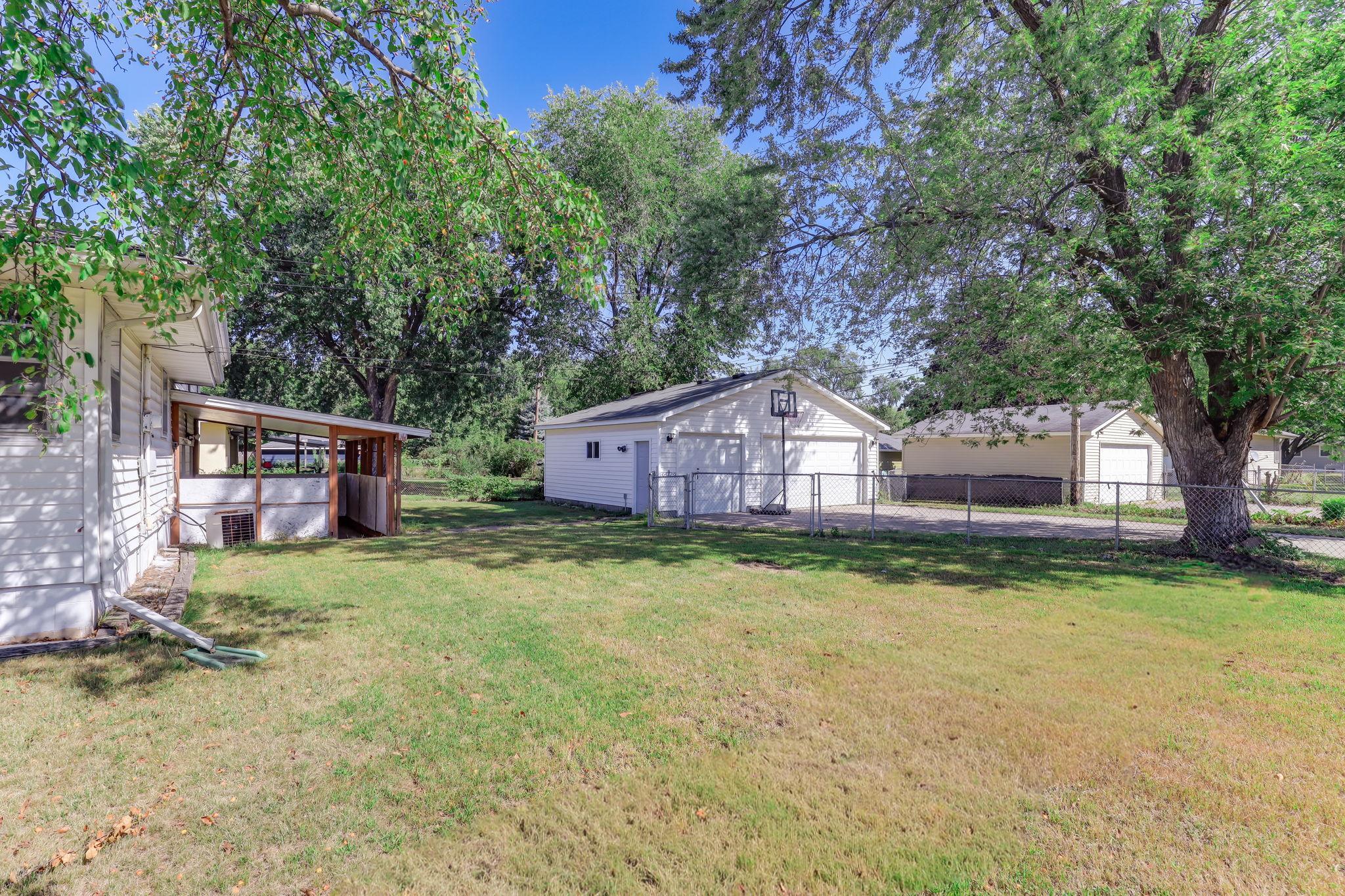 View of Residential at 6900 Toledo Avenue, Brooklyn Center MN 55429, Brooklyn Center (2 of 37) - Mike Wilen | Minnesota Team Real Estate