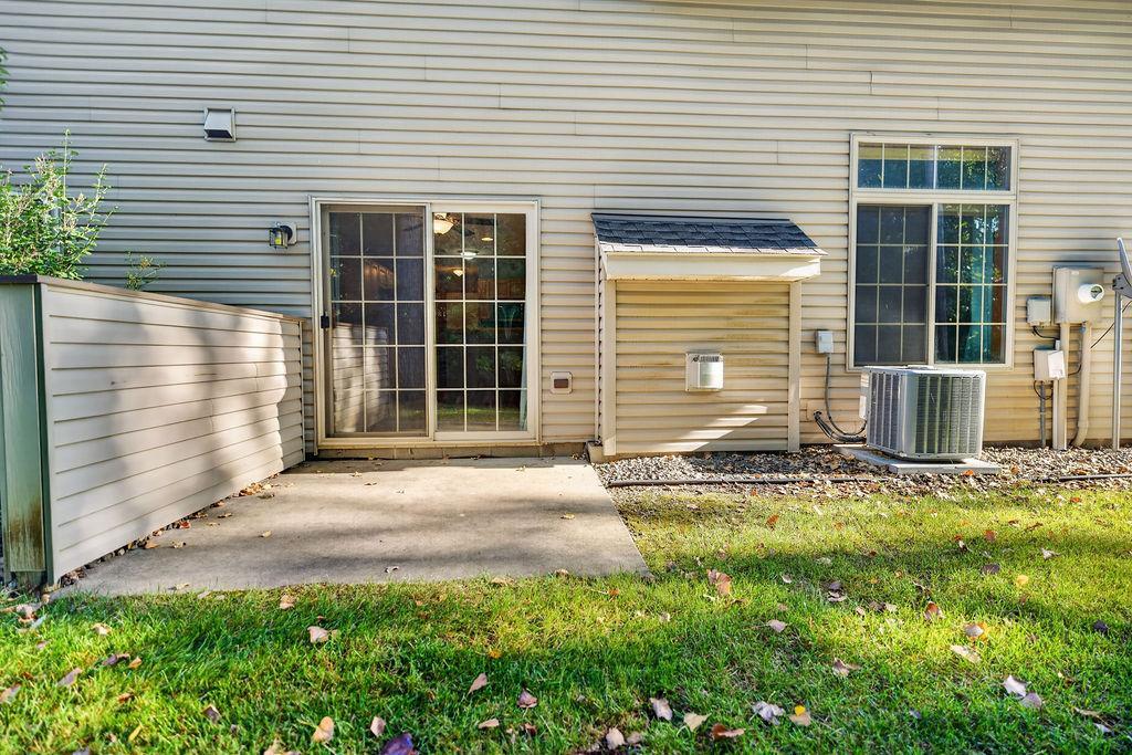 View of Residential at 23133 Iris Avenue, Rogers MN 55374, Rogers (17 of 19) - Mike Wilen | Minnesota Team Real Estate