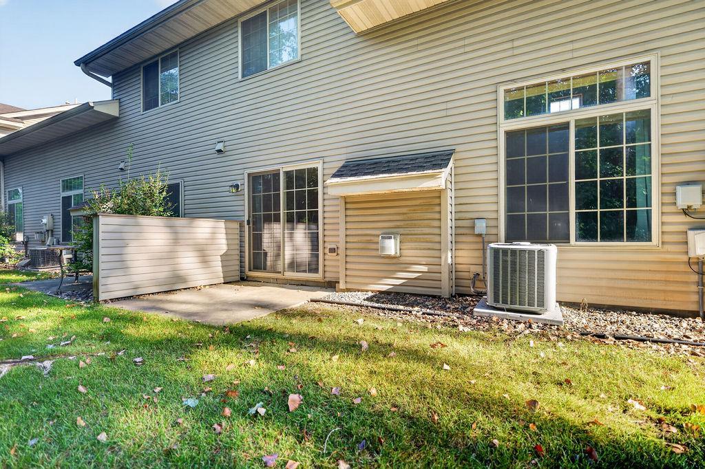 View of Residential at 23133 Iris Avenue, Rogers MN 55374, Rogers (16 of 17) - Mike Wilen | Minnesota Team Real Estate