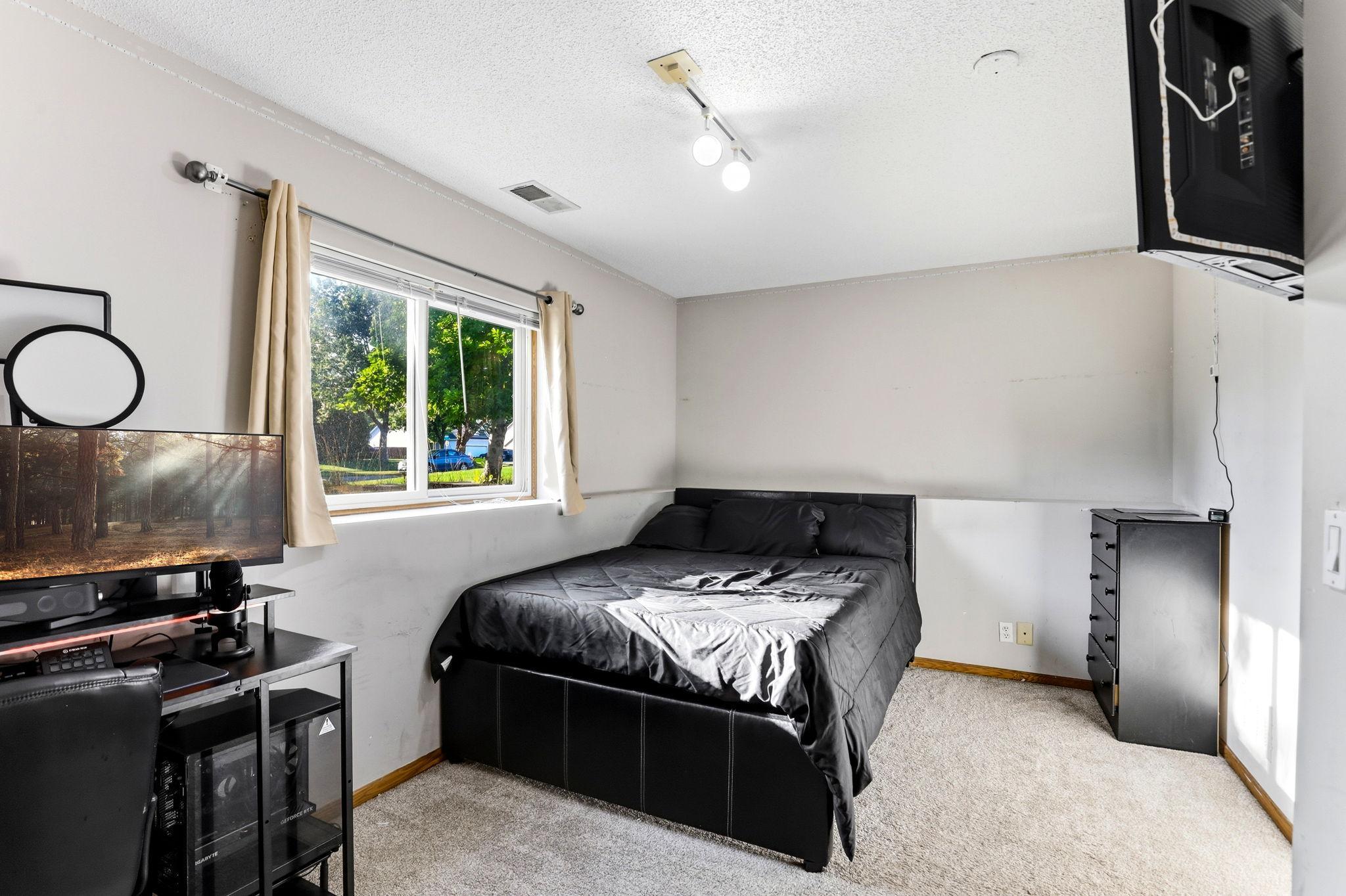 View of Residential at 11012 Edgewood Avenue, Champlin MN 55316, Champlin (22 of 33) - Mike Wilen | Minnesota Team Real Estate
