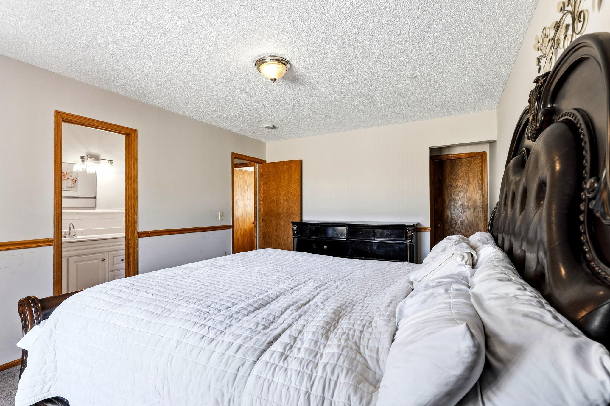 View of Residential at 11012 Edgewood Avenue, Champlin MN 55316, Champlin (18 of 33) - Mike Wilen | Minnesota Team Real Estate