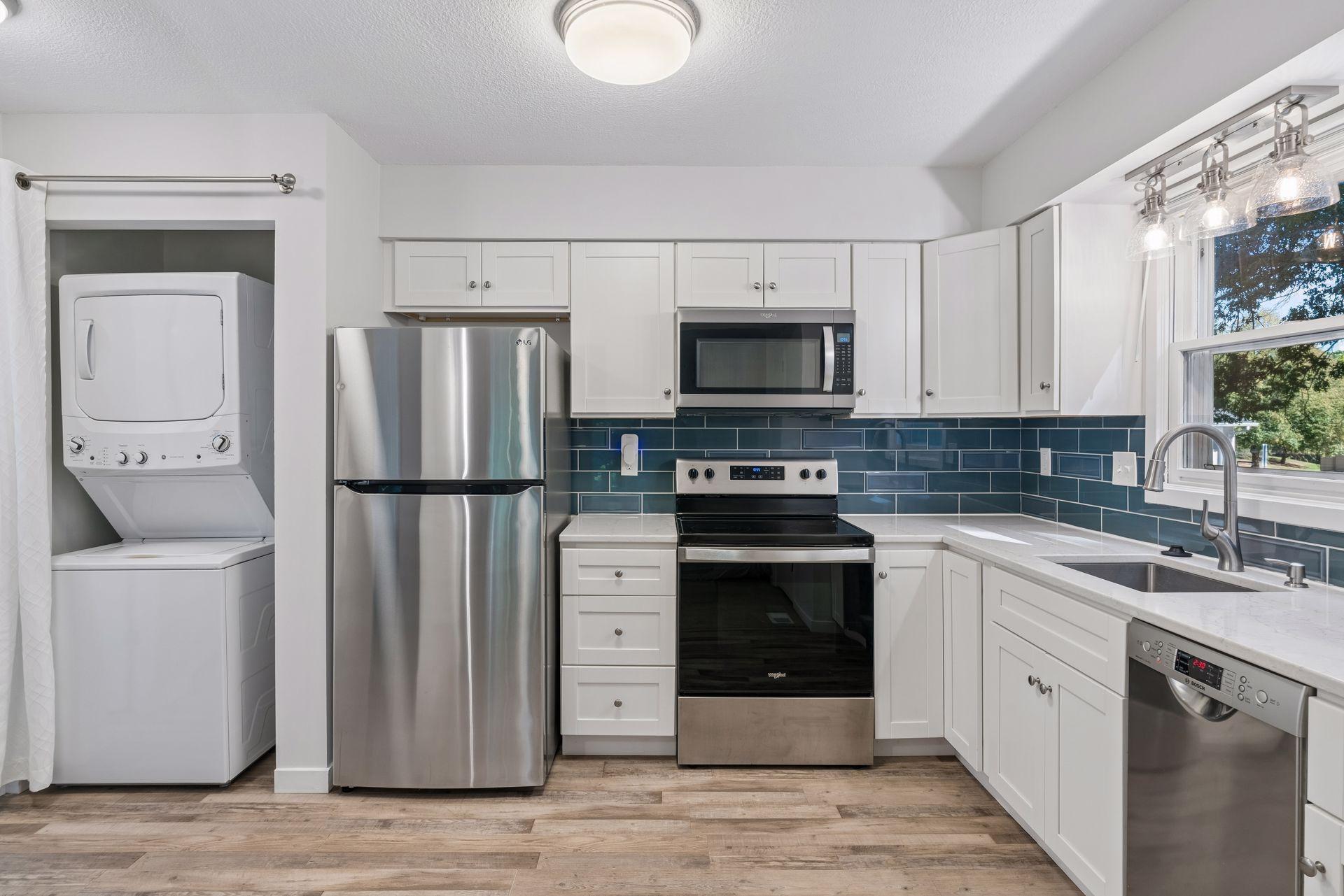 View of Residential at 6347 Alderwood Circle #B, Woodbury MN 55125, Woodbury (14 of 21) - Mike Wilen | Minnesota Team Real Estate