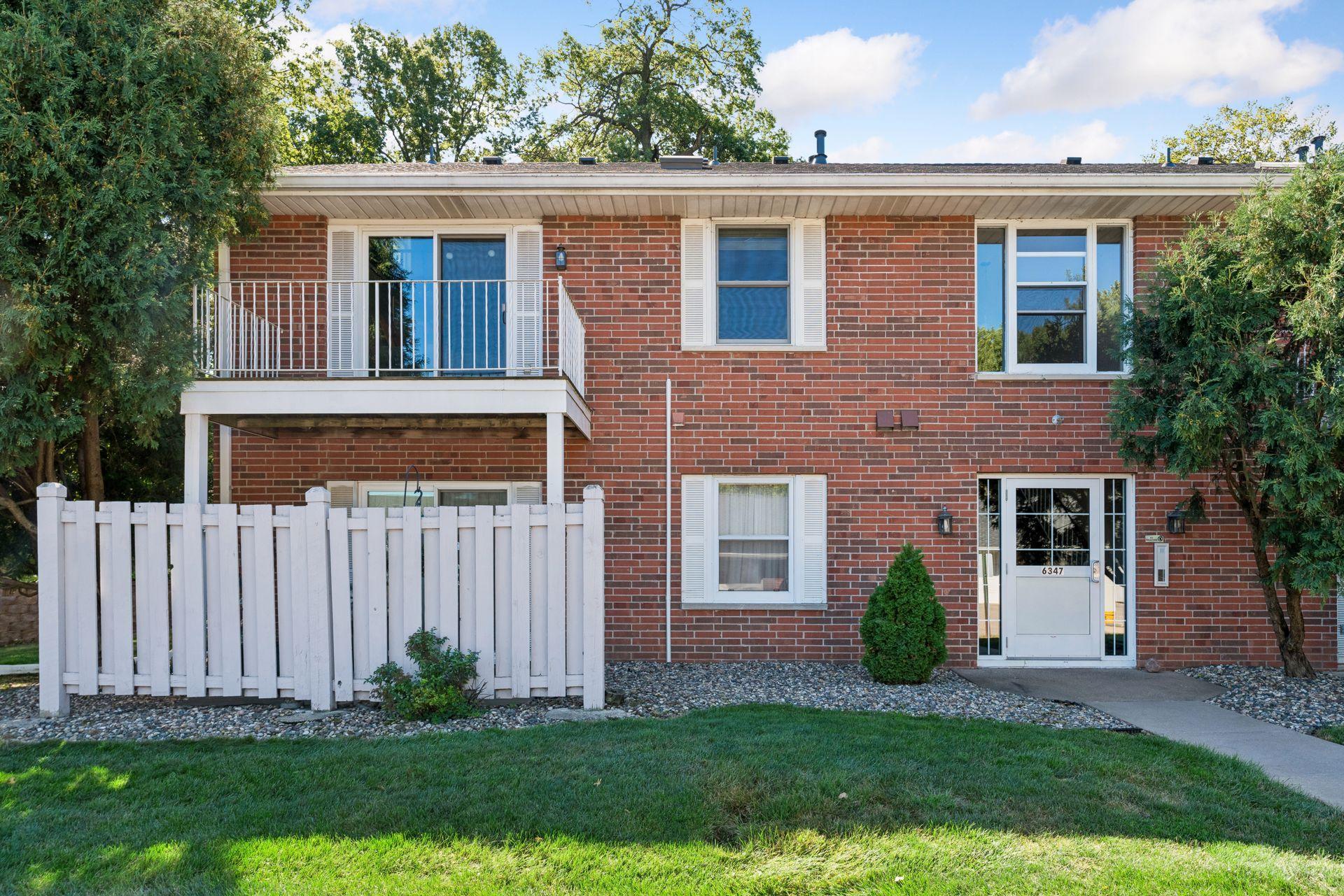 View of (CC) Low Rise (3- Levels) at 6347 Alderwood Circle, Woodbury - Mike Wilen | Minnesota Team Real Estate