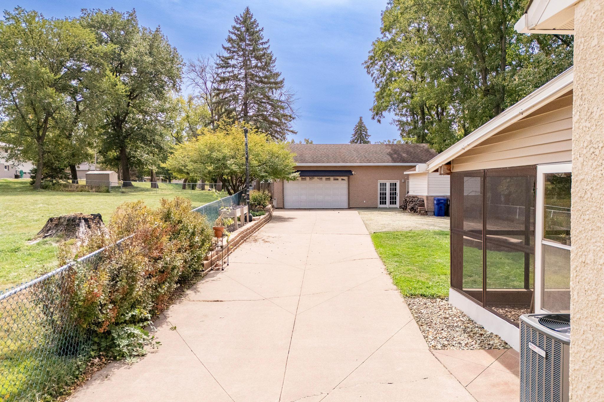 View of Residential at 1554 Burns Avenue, Saint Paul MN 55106, Saint Paul (2 of 36) - Mike Wilen | Minnesota Team Real Estate