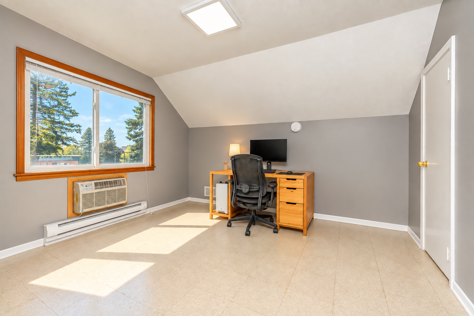 View of Residential at 1554 Burns Avenue, Saint Paul MN 55106, Saint Paul (22 of 36) - Mike Wilen | Minnesota Team Real Estate