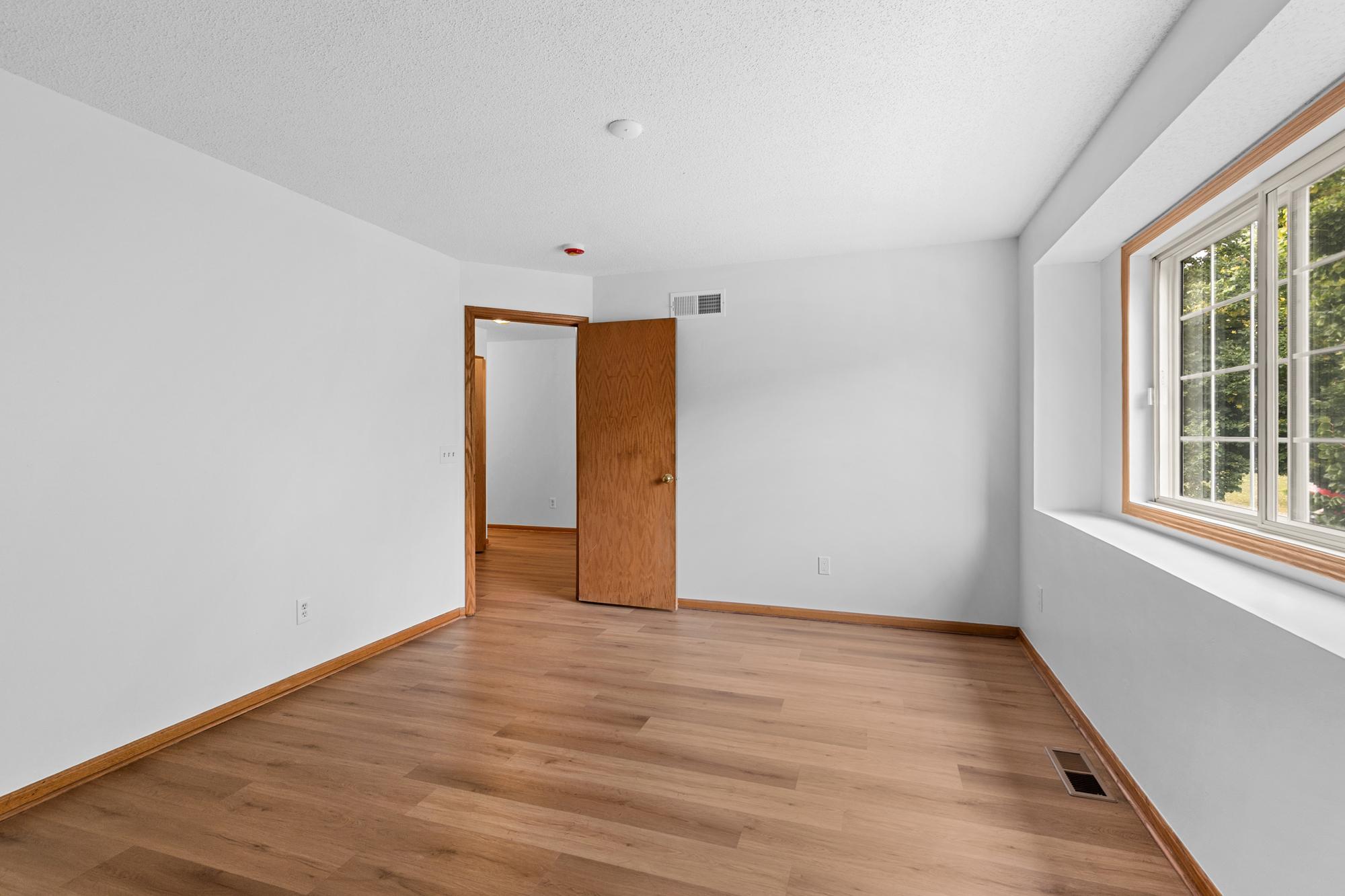 View of Residential at 502 Mariner Way, Woodbury MN 55129, Woodbury (22 of 27) - Mike Wilen | Minnesota Team Real Estate