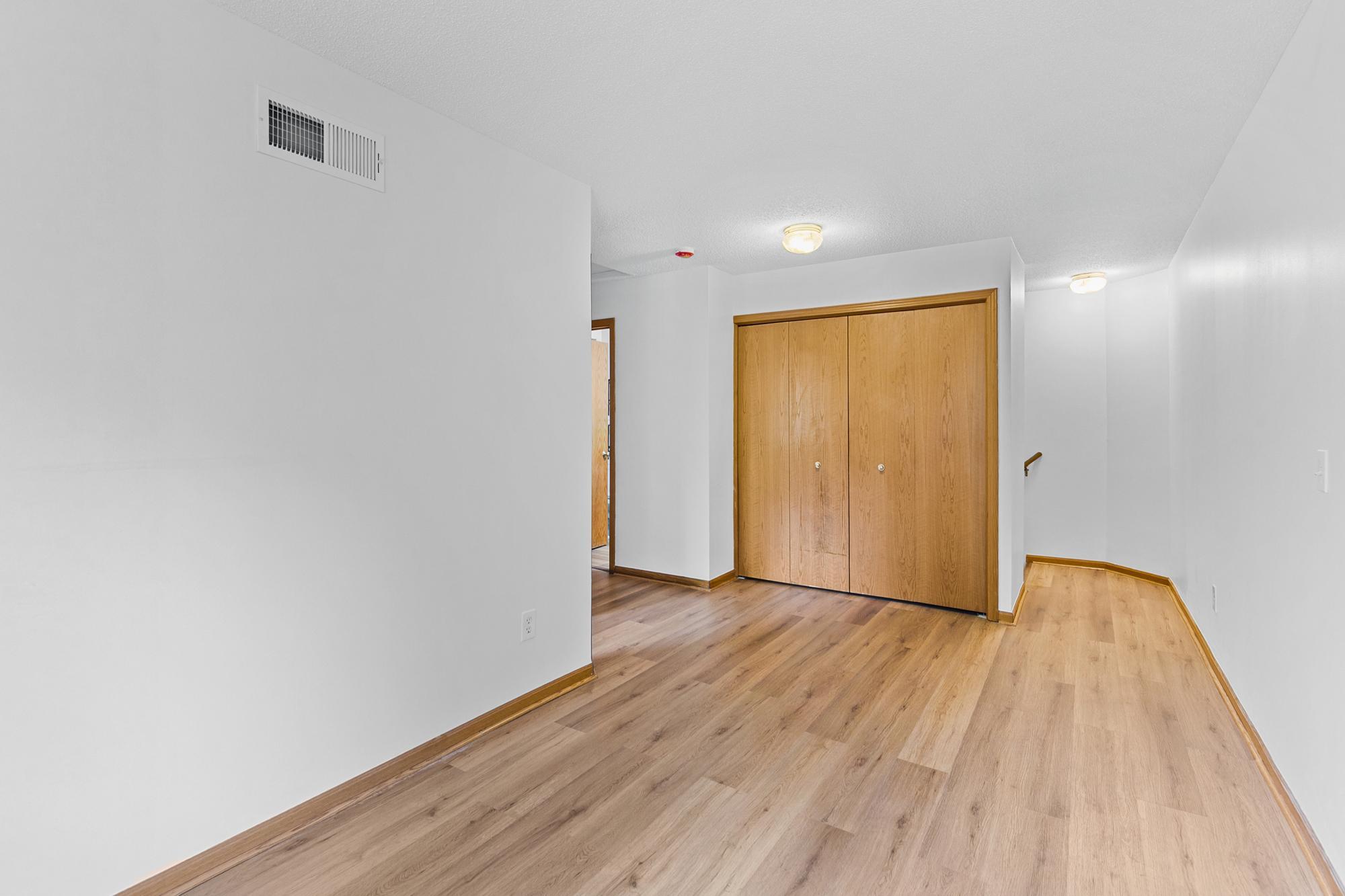 View of Residential at 502 Mariner Way, Woodbury MN 55129, Woodbury (20 of 27) - Mike Wilen | Minnesota Team Real Estate