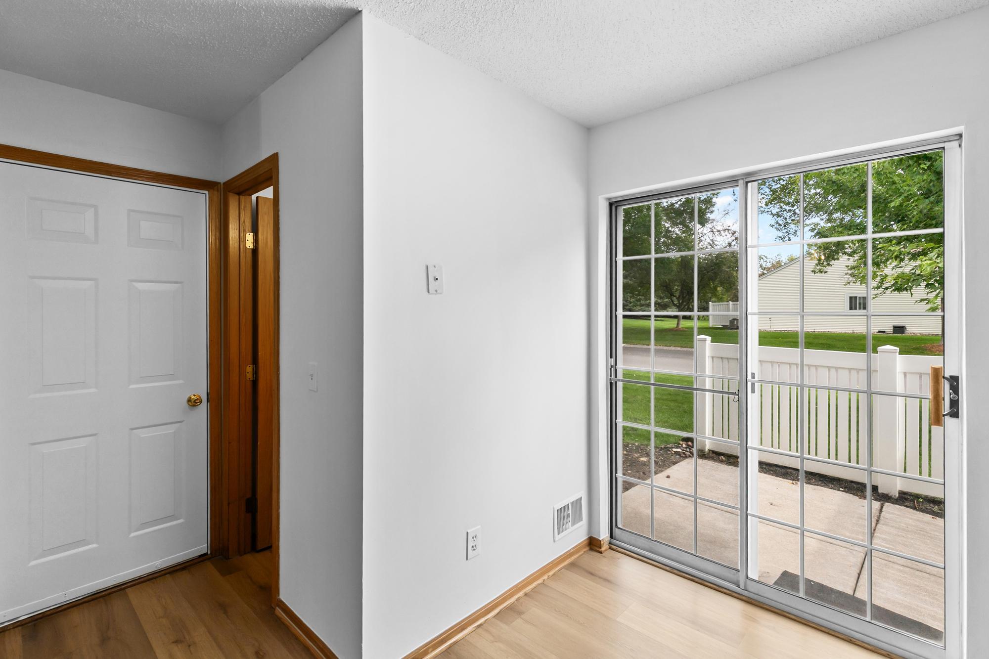 View of Residential at 502 Mariner Way, Woodbury MN 55129, Woodbury (18 of 27) - Mike Wilen | Minnesota Team Real Estate