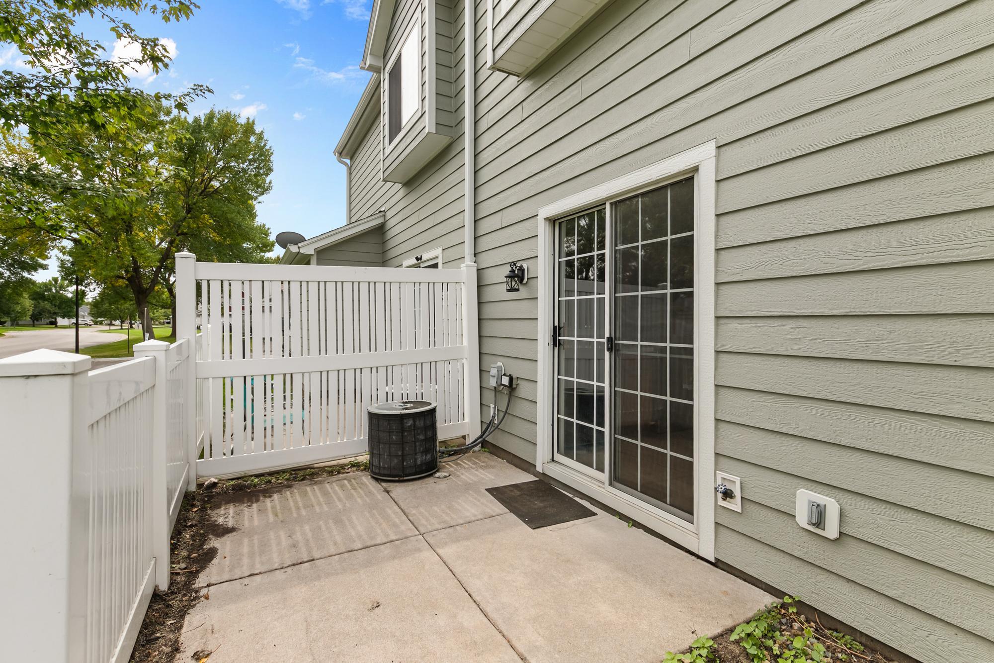 View of Residential at 502 Mariner Way, Woodbury MN 55129, Woodbury (4 of 27) - Mike Wilen | Minnesota Team Real Estate