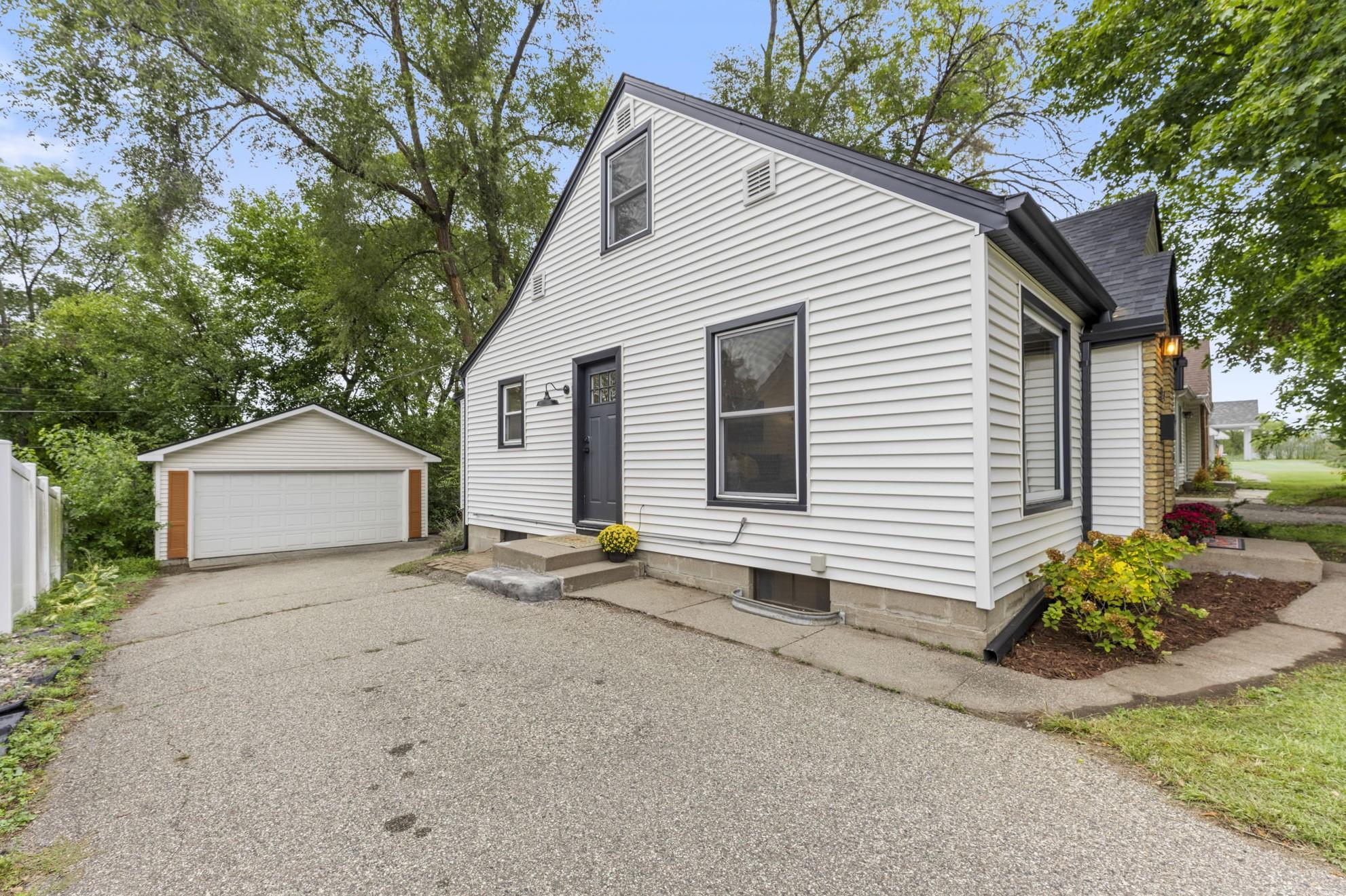 View of Residential at 3024 Texas Avenue, Saint Louis Park MN 55426, Saint Louis Park (41 of 46) - Mike Wilen | Minnesota Team Real Estate